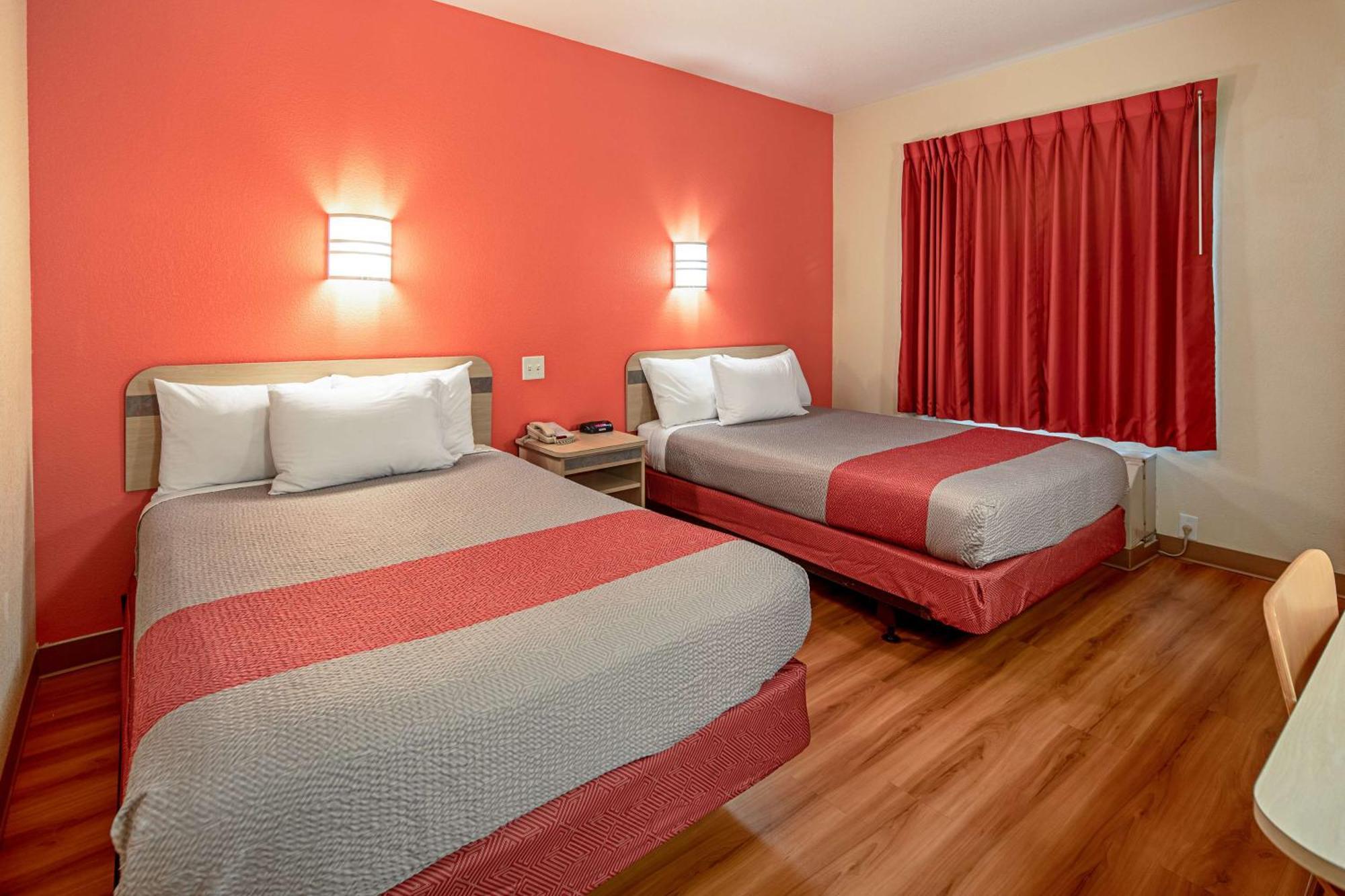 Quadruple Room Non-Smoking