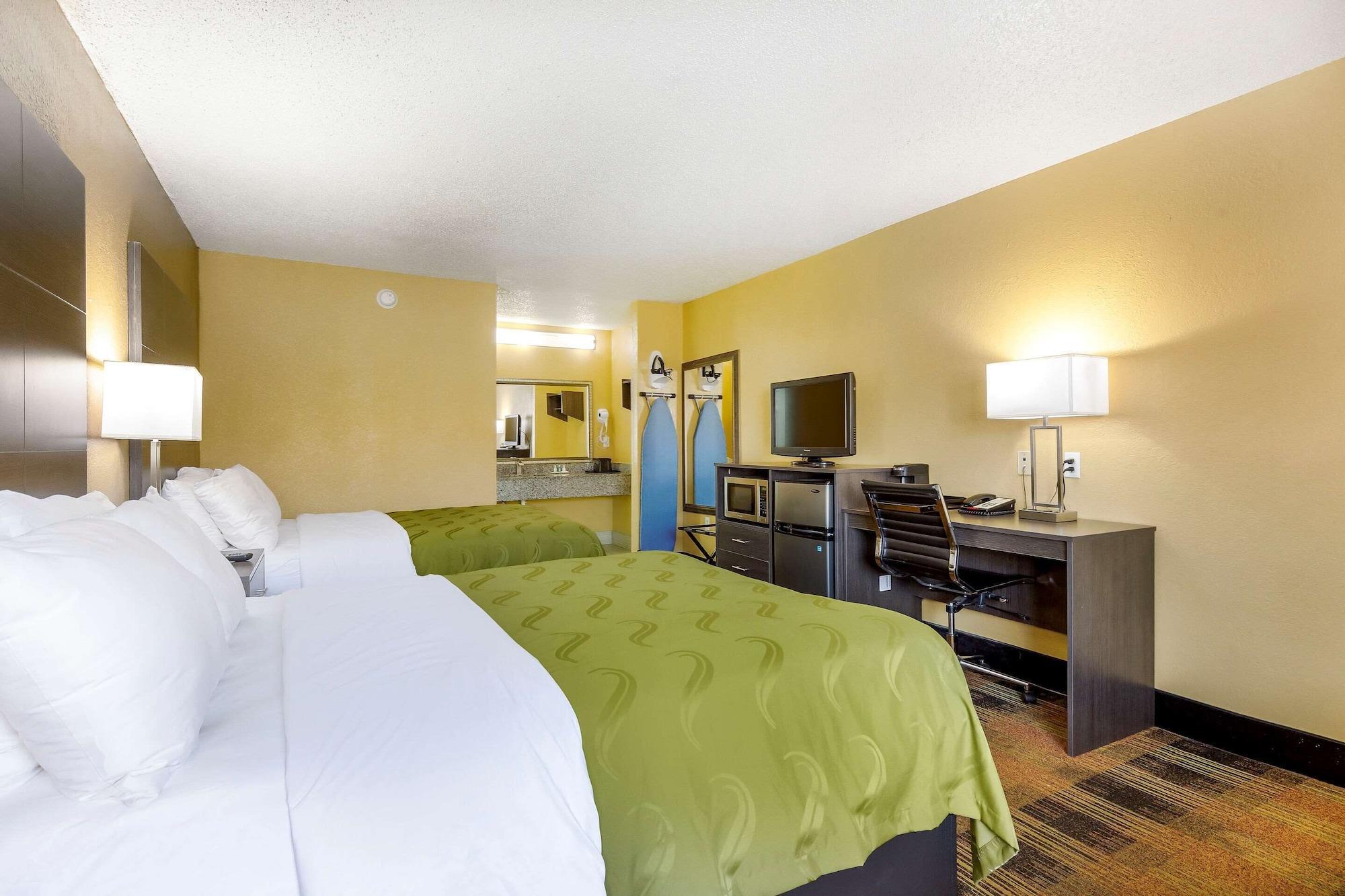 Queen Room with Two Queen Beds - Non-Smoking