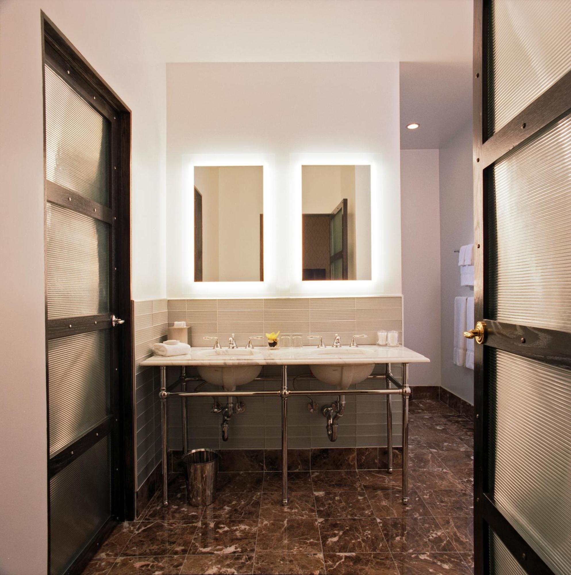 Suite con cama extragrande