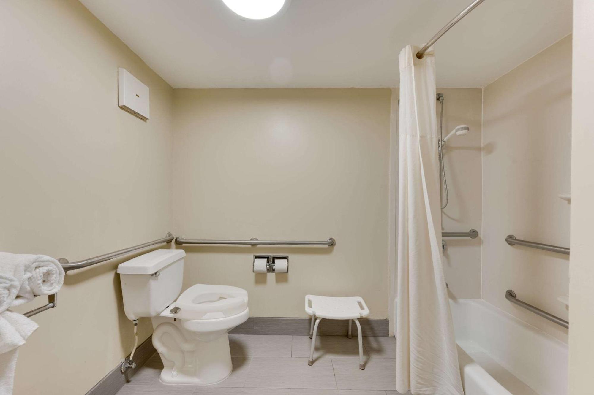 Double Room - Accessible/Non-Smoking