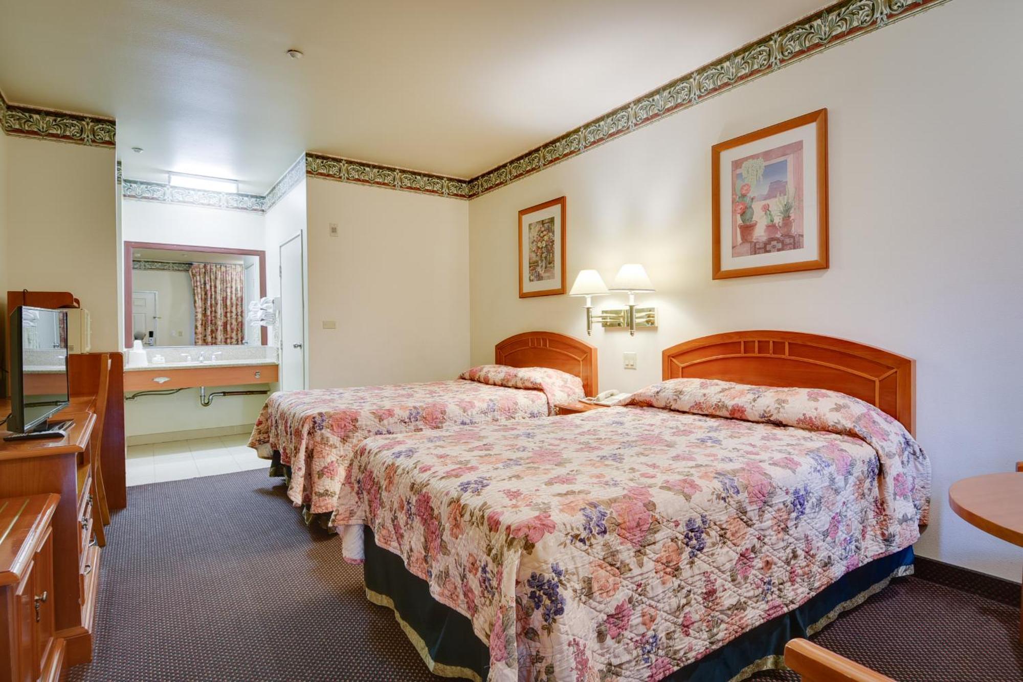 Queen Room with Two Queen Beds