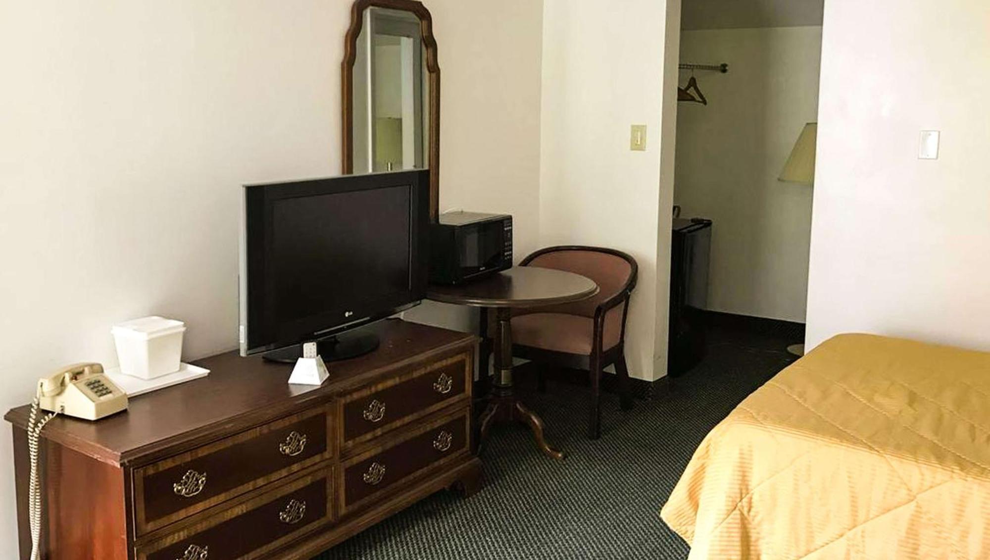 Queen Room with Two Queen Beds