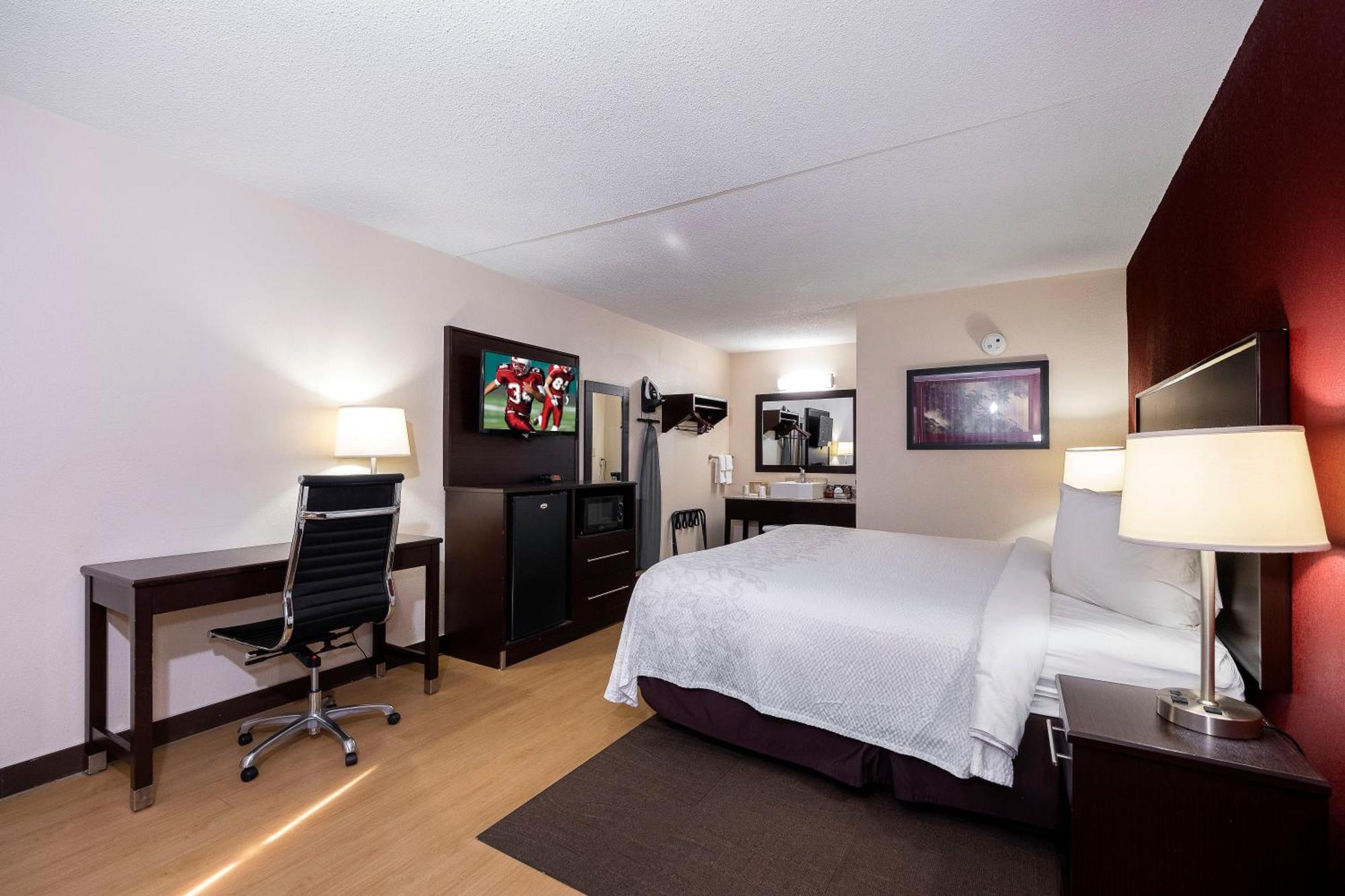 Deluxe King Room Smoke Free