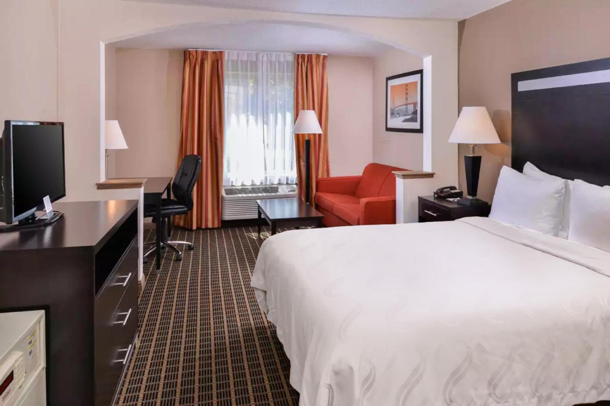 Queen Suite