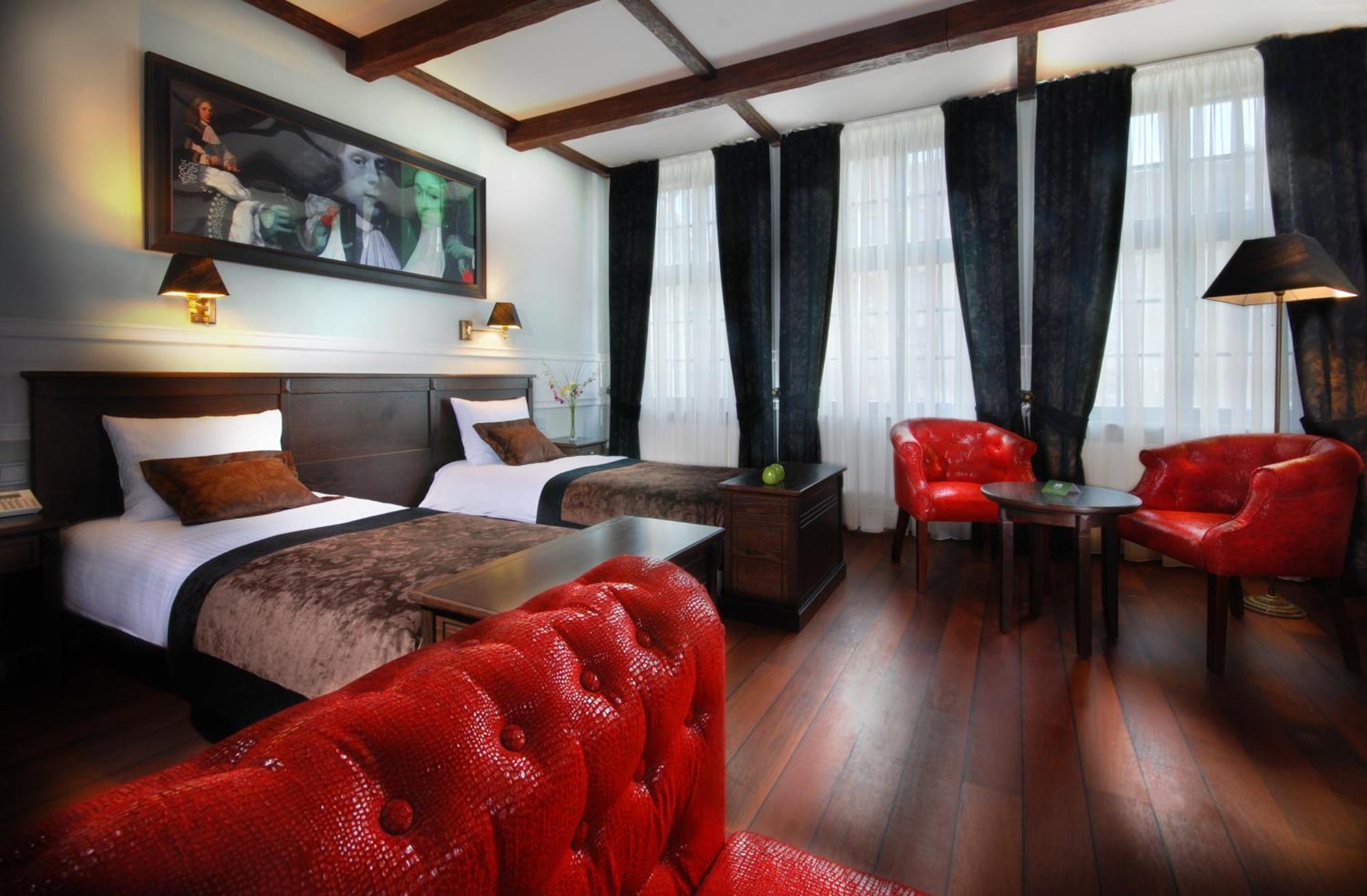 Superior Triple Room City View