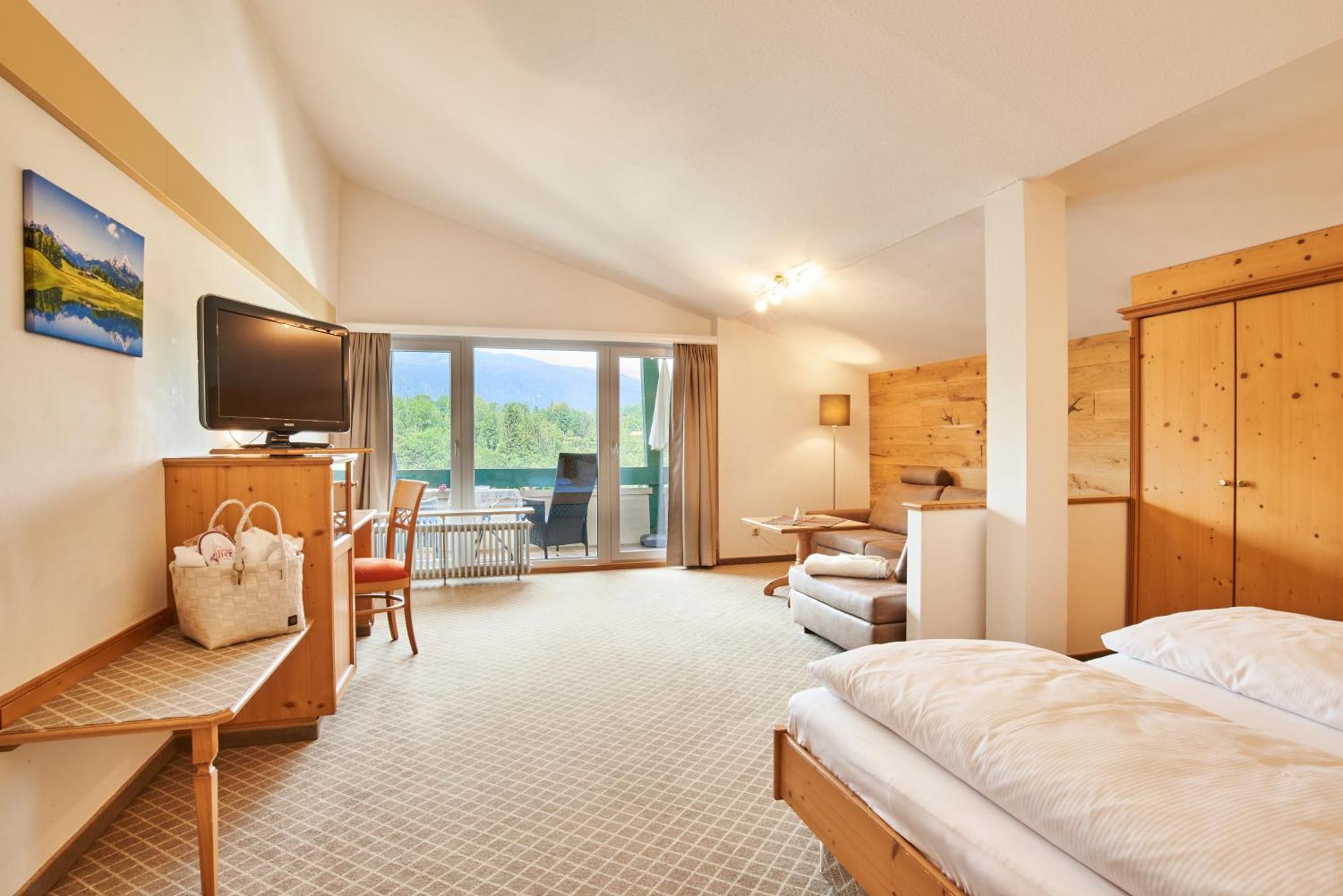 Large Double Room