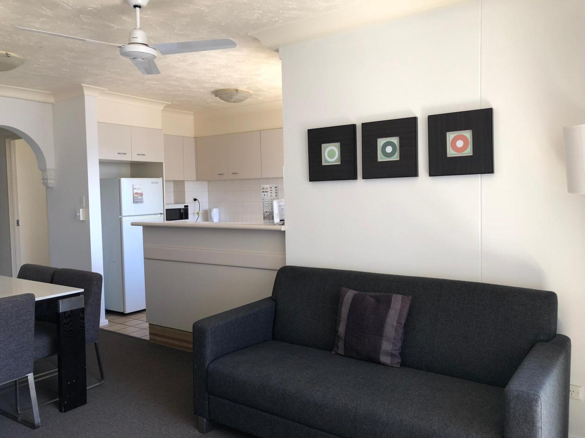One-Bedroom Apartment,723982957:JPEG