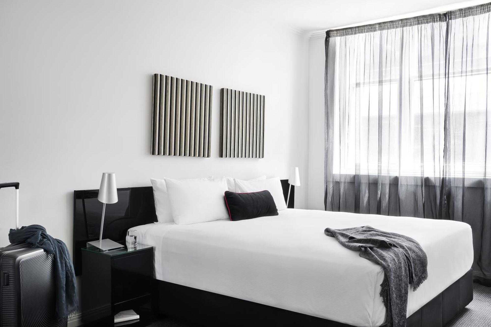 One Bedroom Apartment