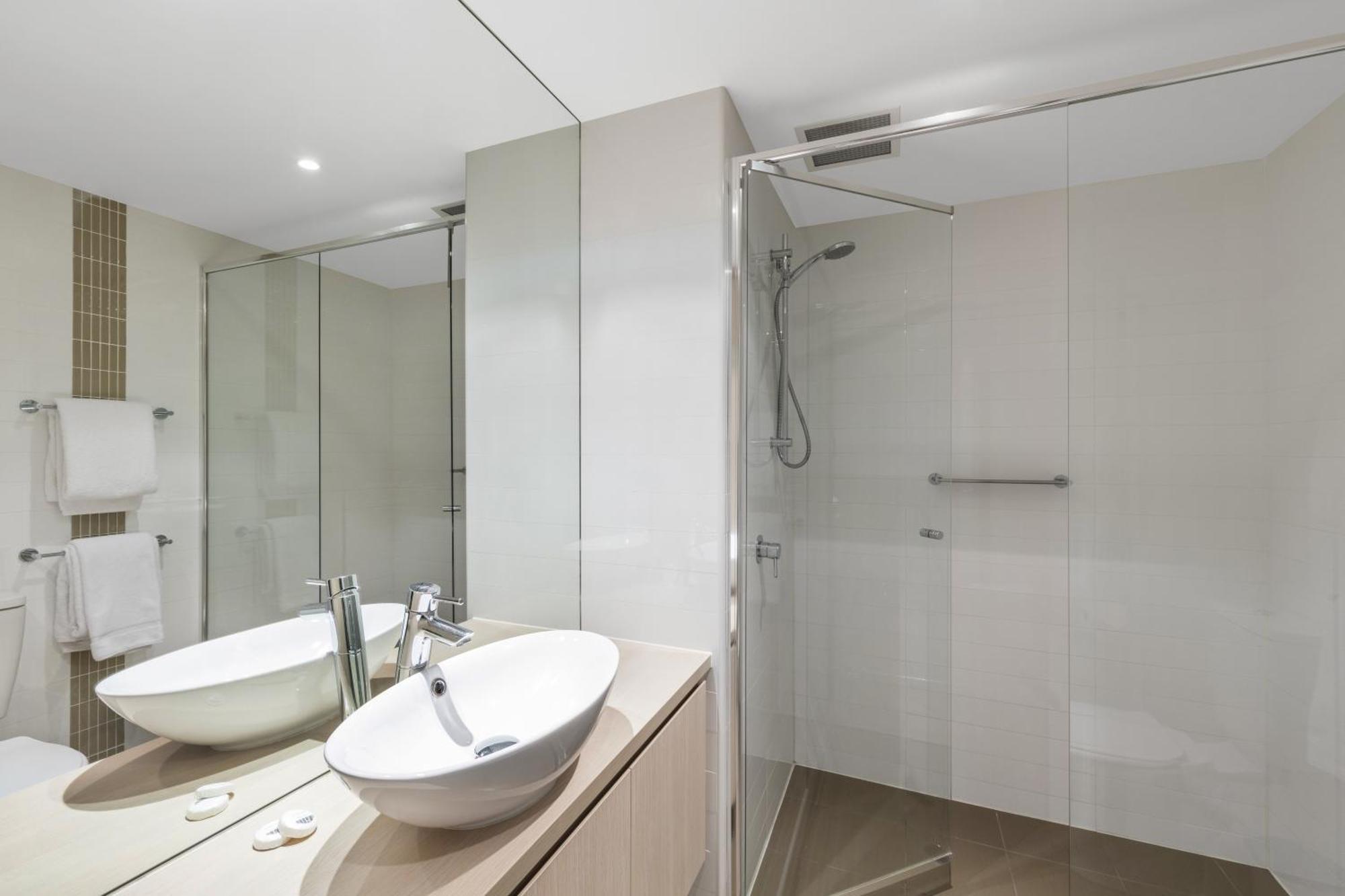 Two-Bedroom Compact Apartment,1435976377:JPEG