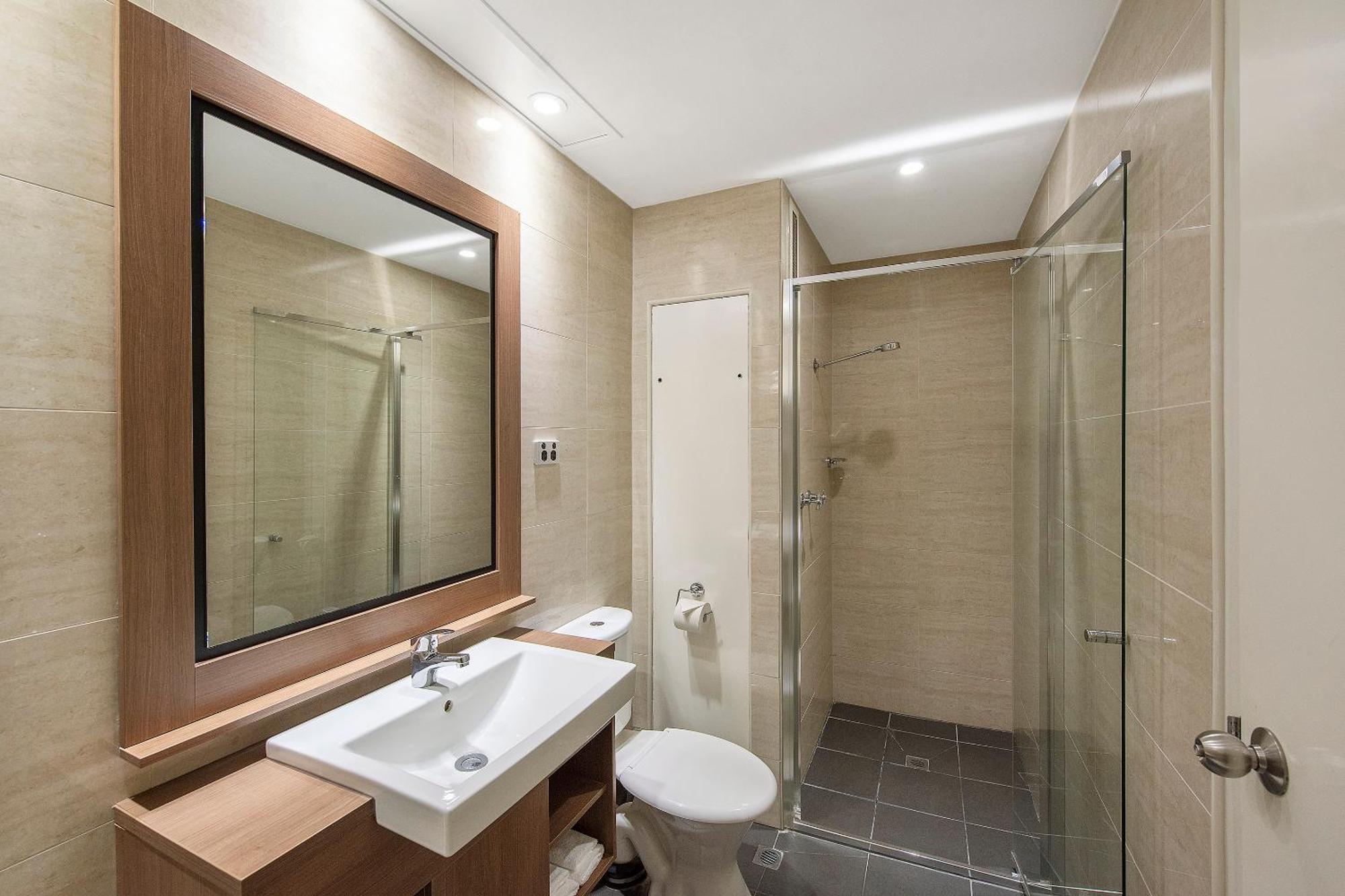 Premium Queen Room