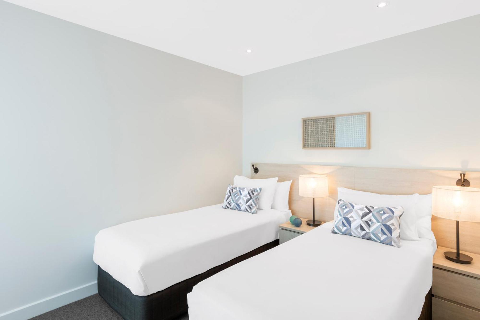 Three-Bedroom Apartment,1212443458:JPEG