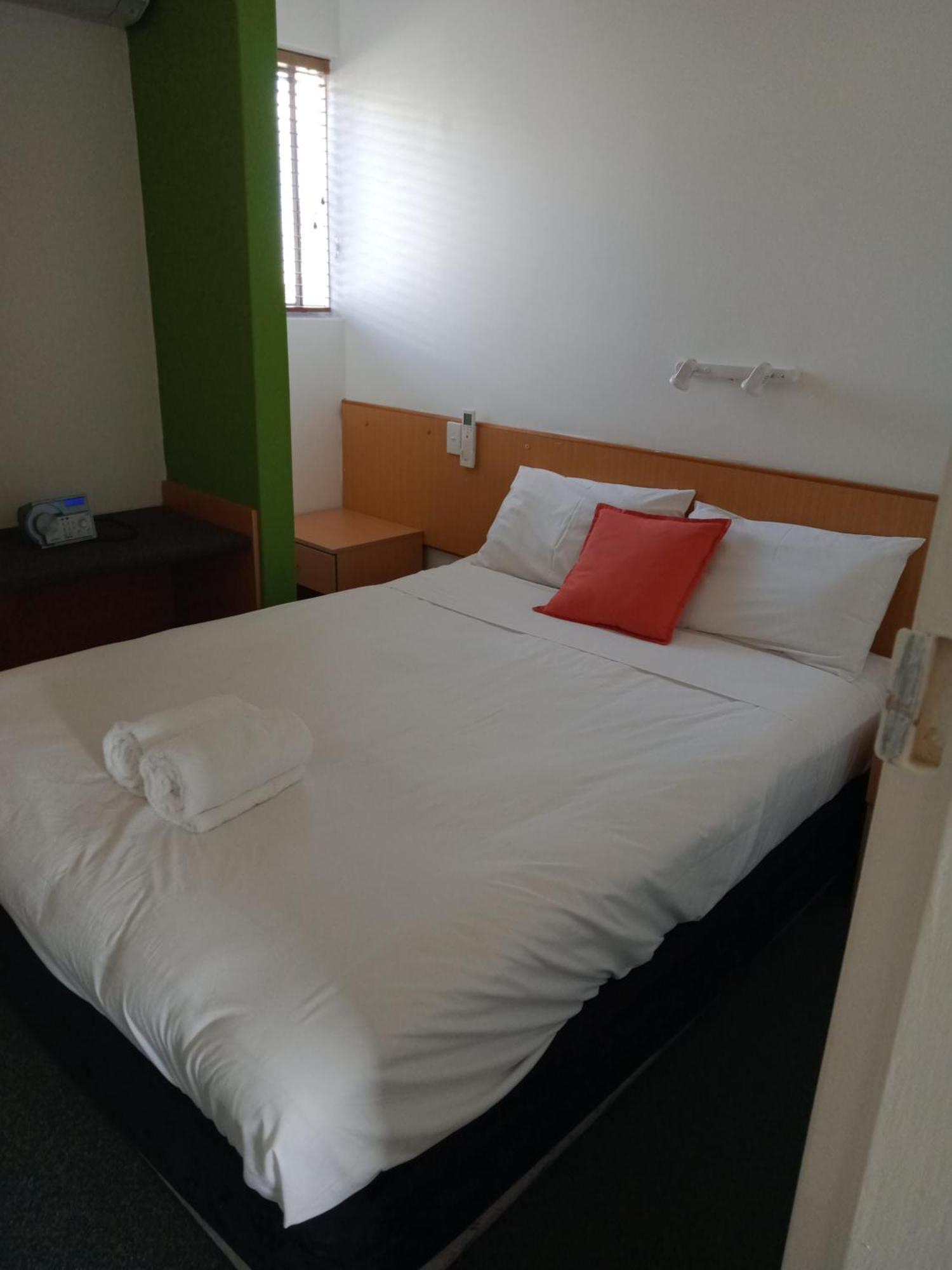 Two-Bedroom Apartment,1212504190:JPEG