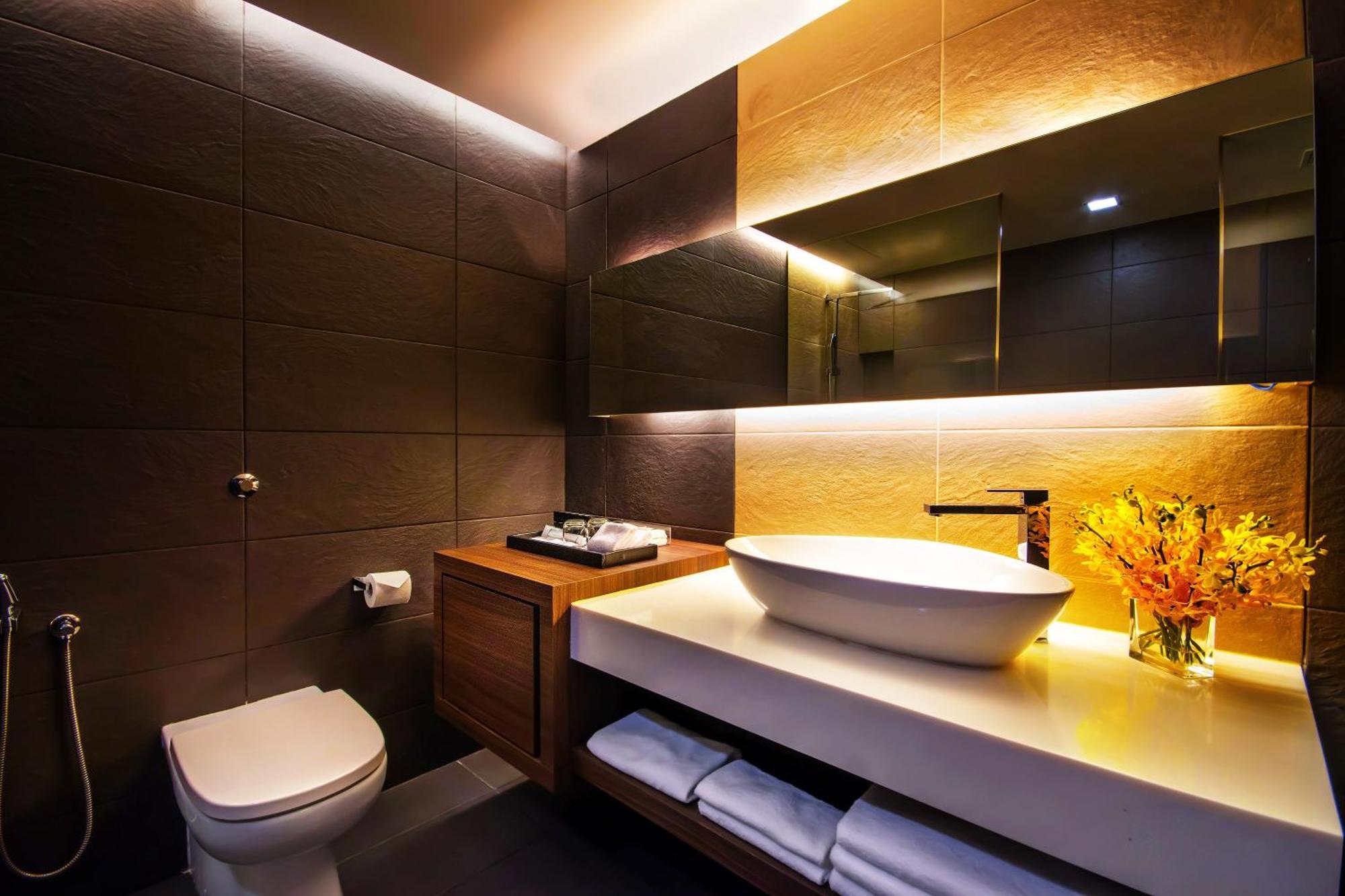 Admiral Suite