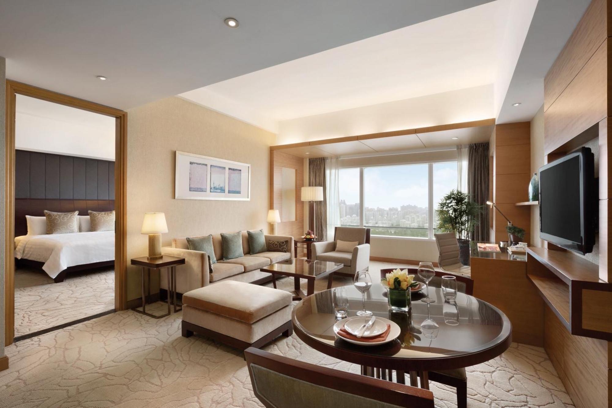 Club Suite Twin