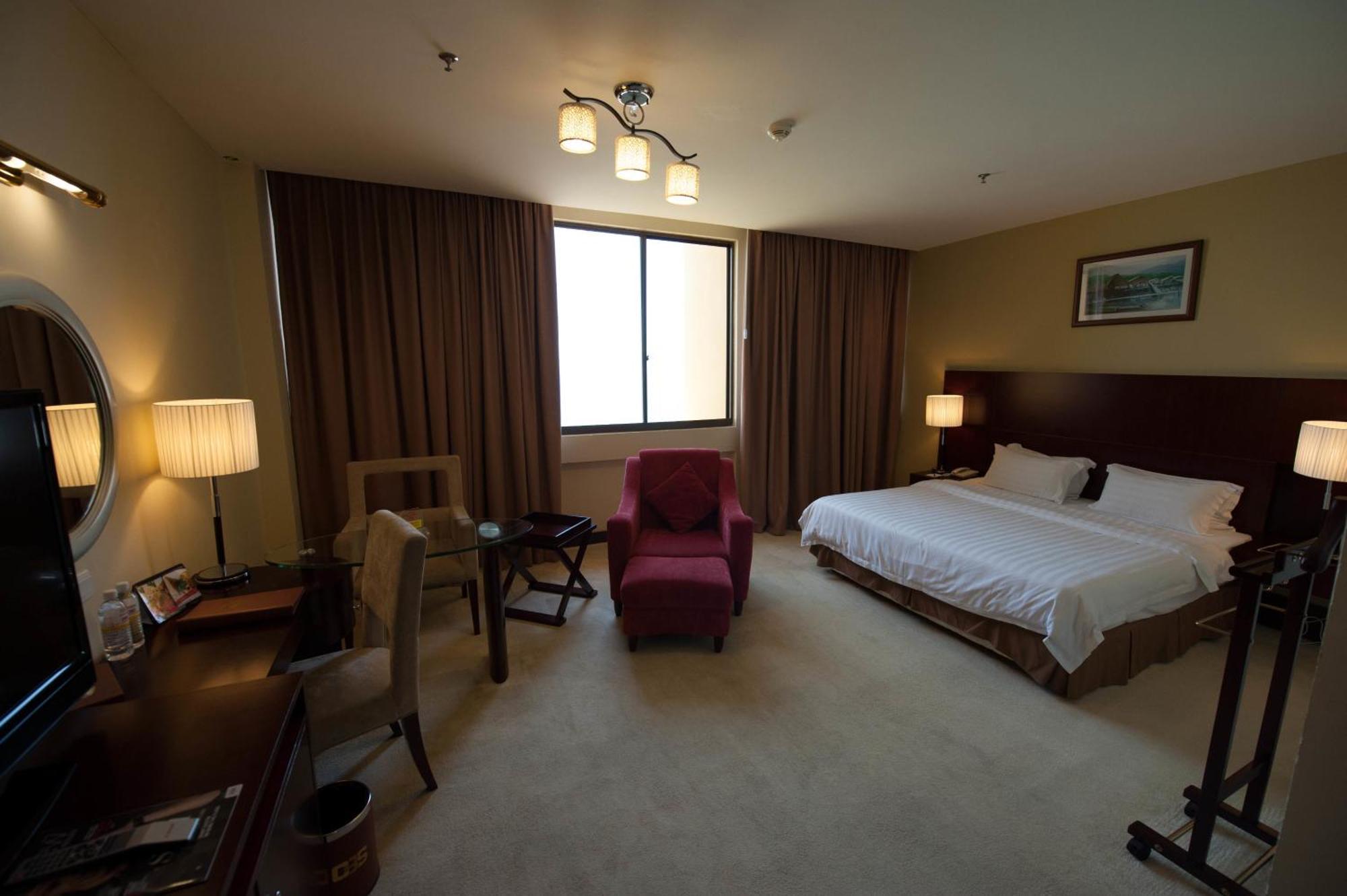 Junior Suite,1580477565:JPEG