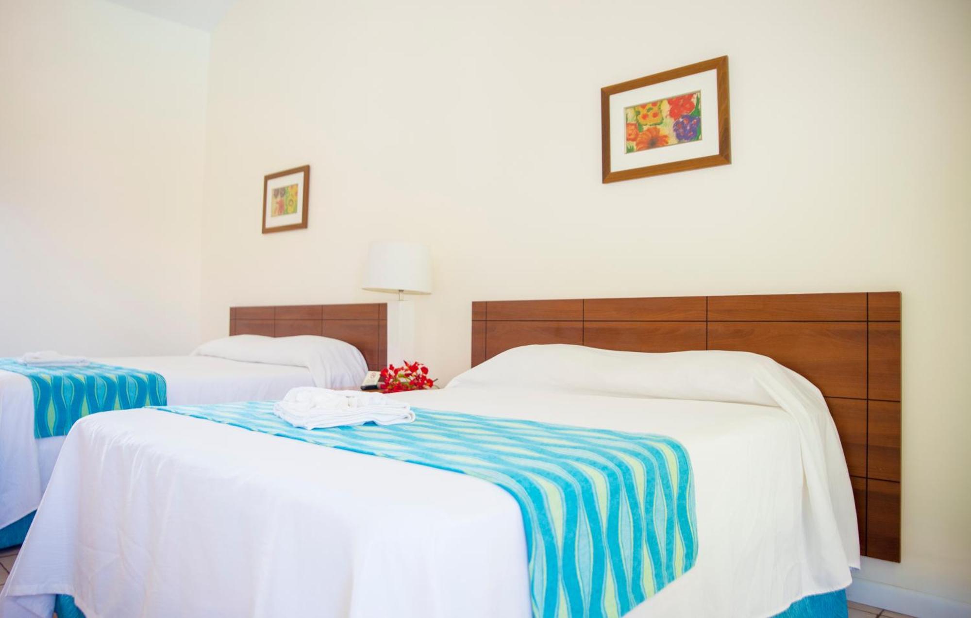 Queen Room Pool View