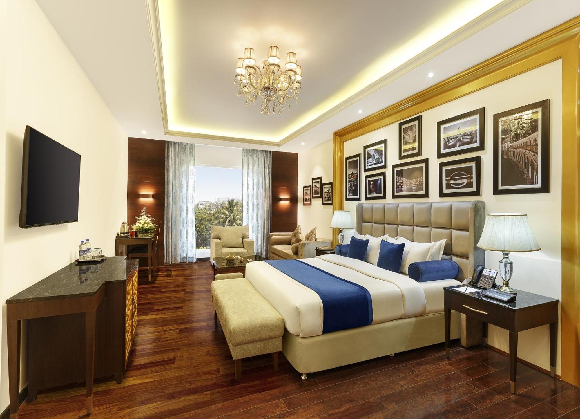 Club Room