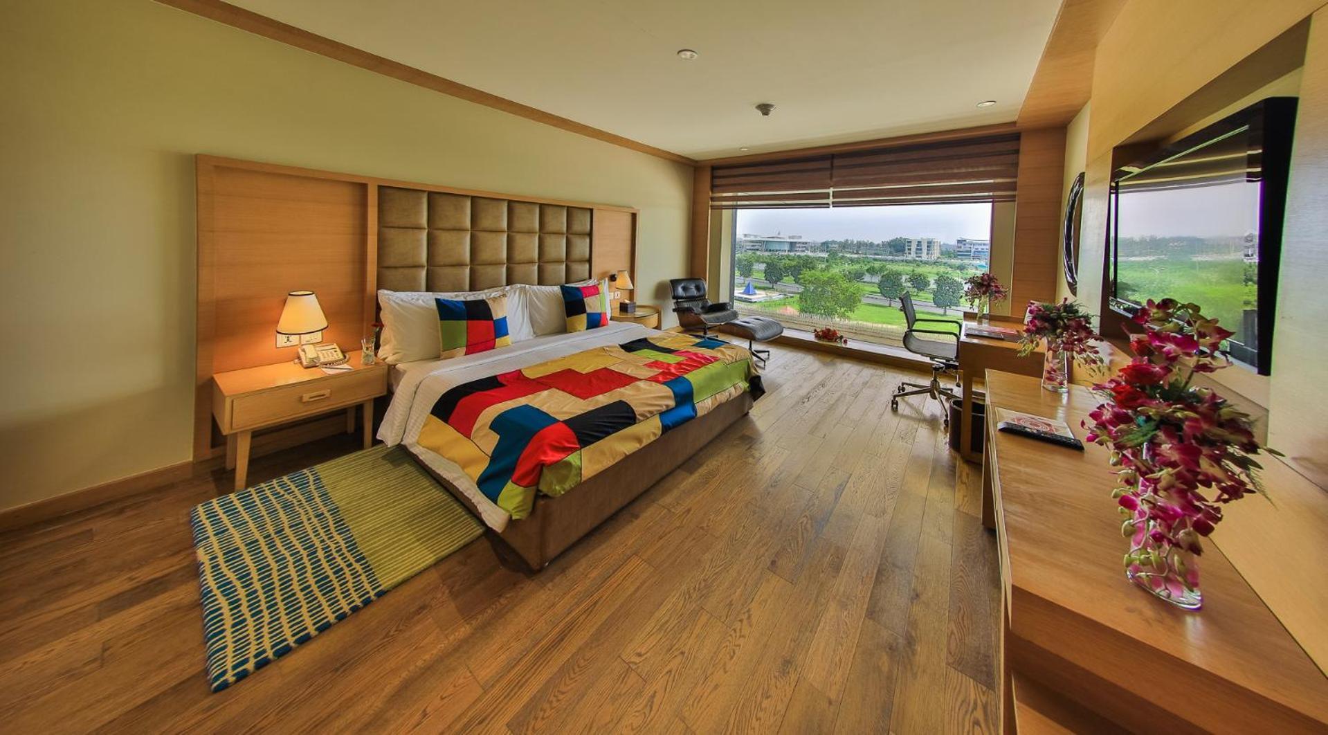 Deluxe King Room on F&SB SPA & LaundryHappy Hours deal offering 11 is available from 600 PM till 800 PM at The Circle Bar