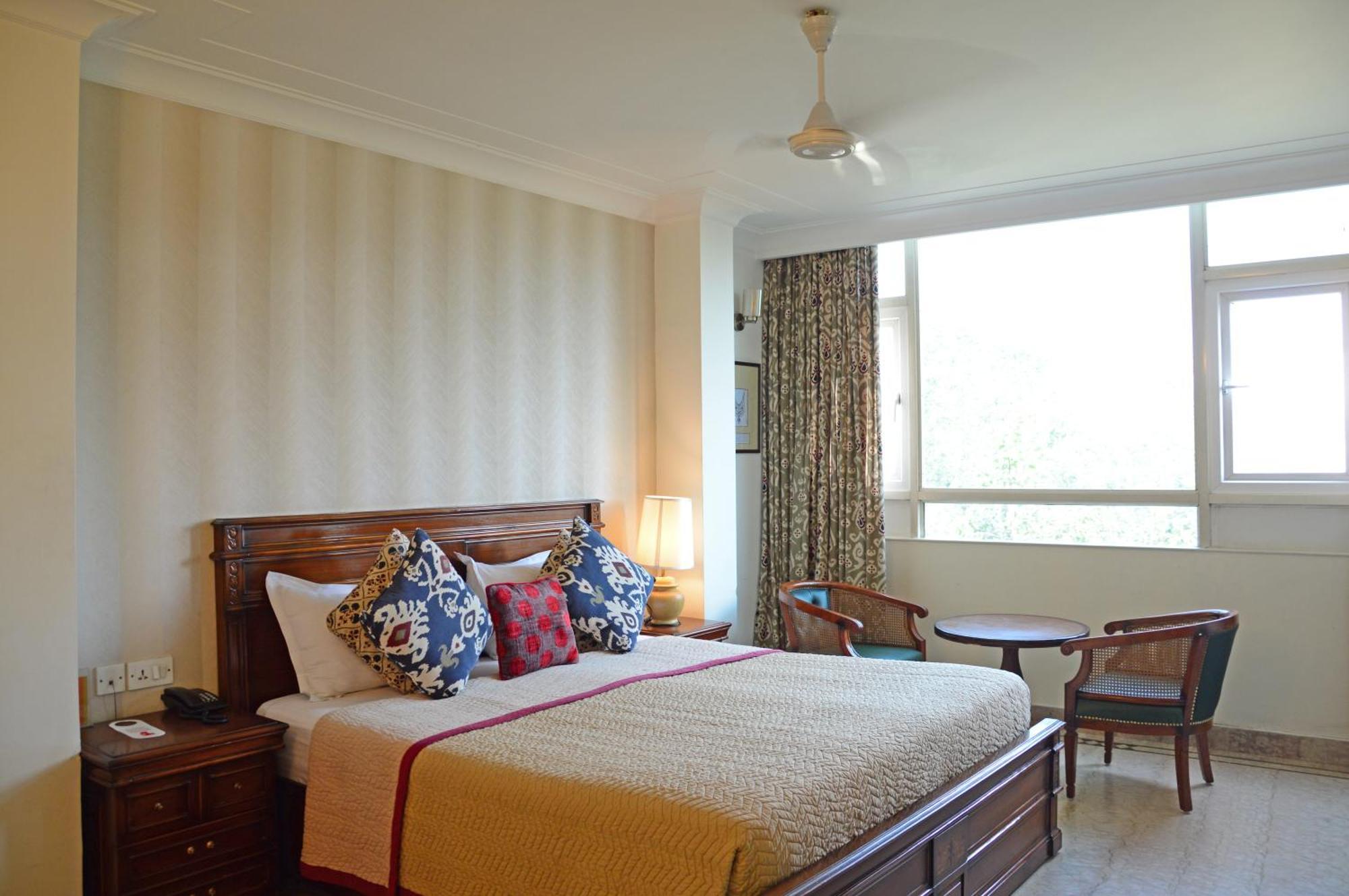 Superior Double Room with Free Airport Pickup