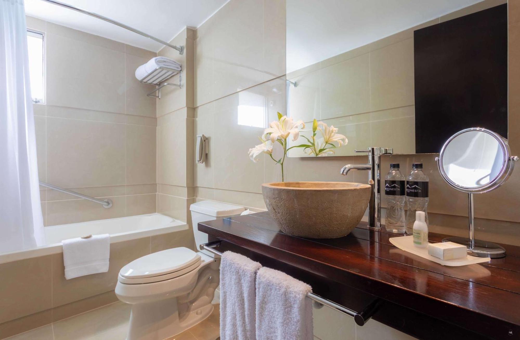 Double or Twin Room with Side Sea View