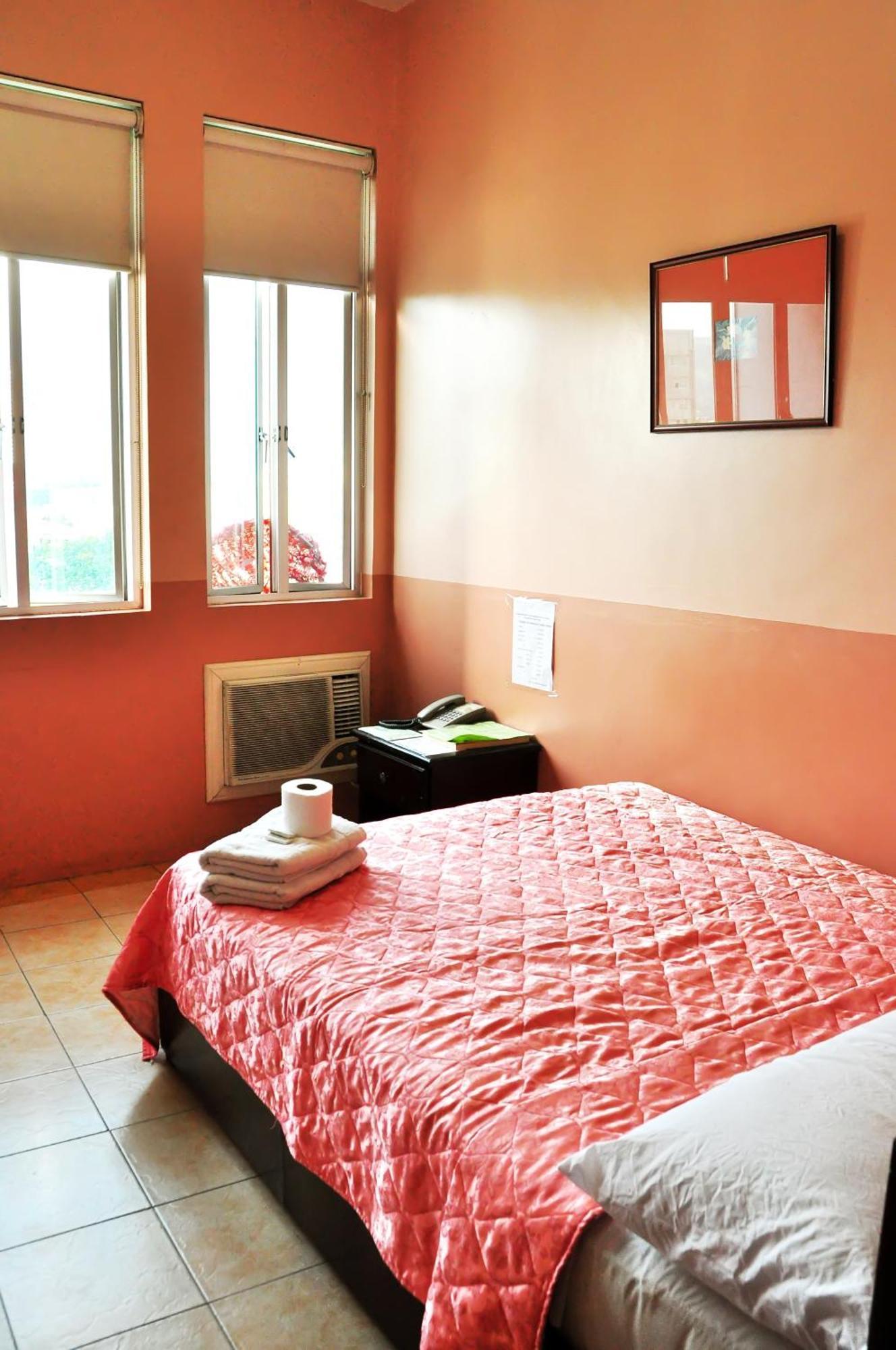 Deluxe Queen Room,1277879356:JPEG