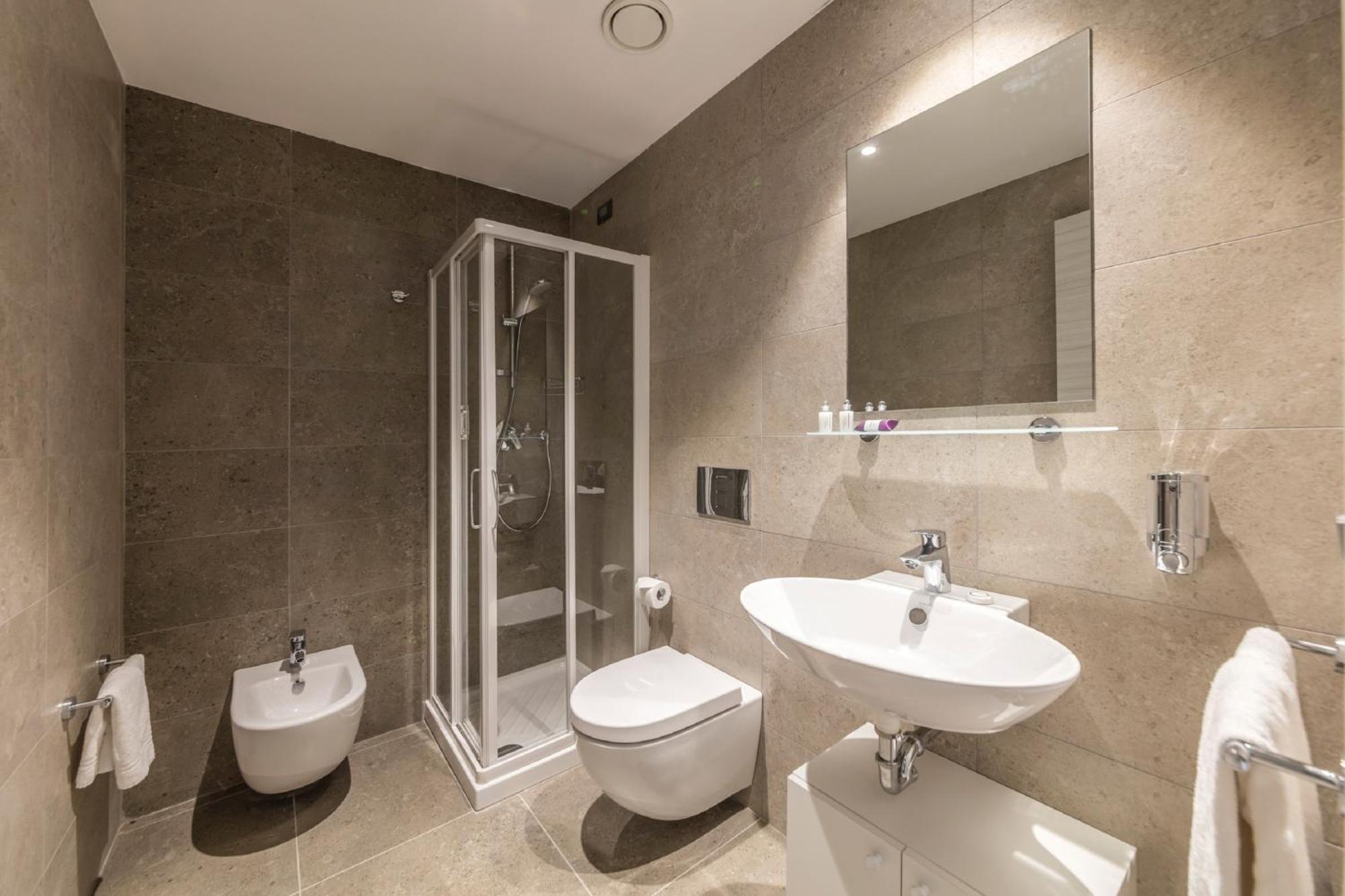 Luxe Kamer met 1 of 2 Bedden en Balkon