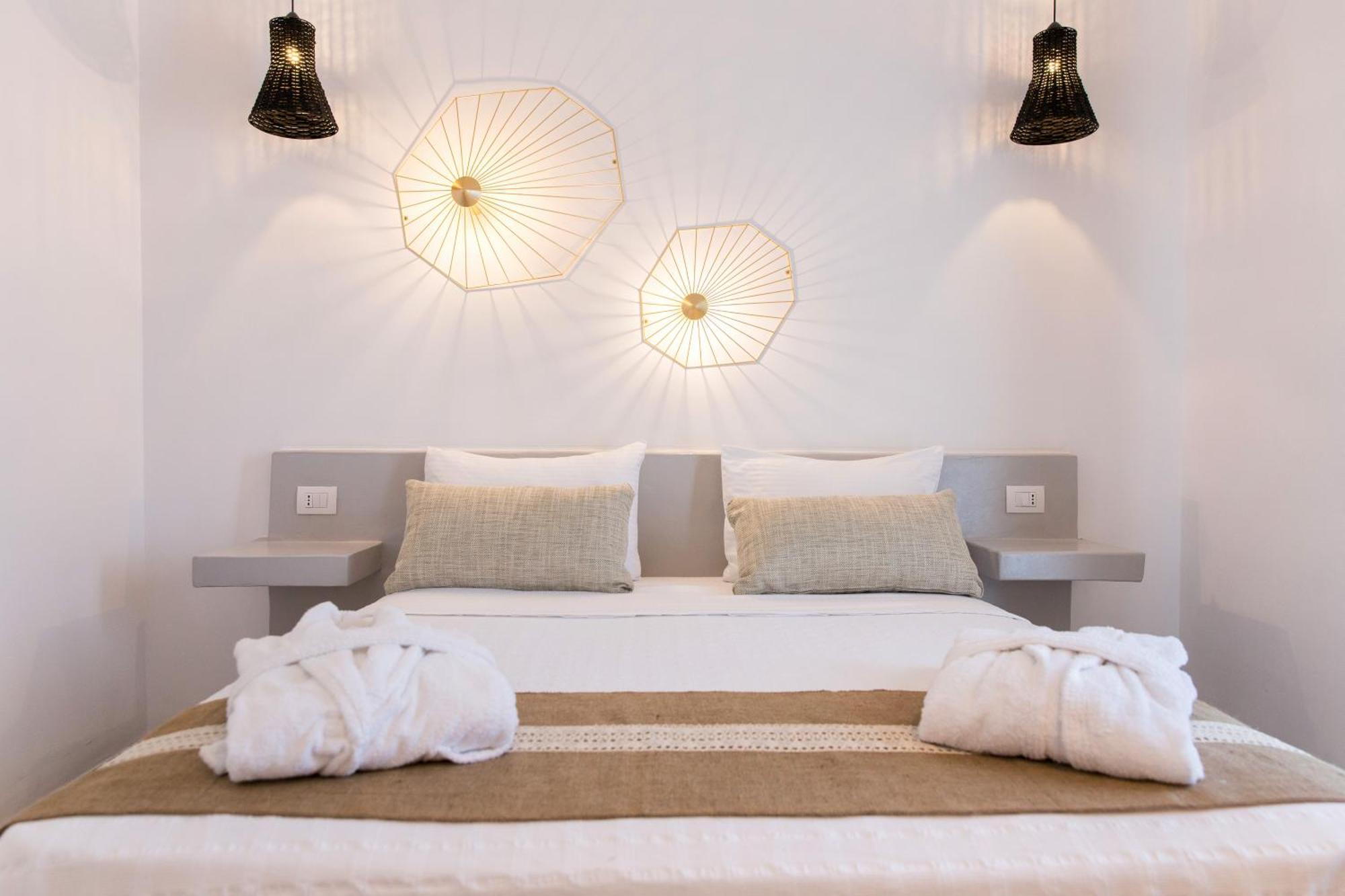 Standard Double Room with Garden View