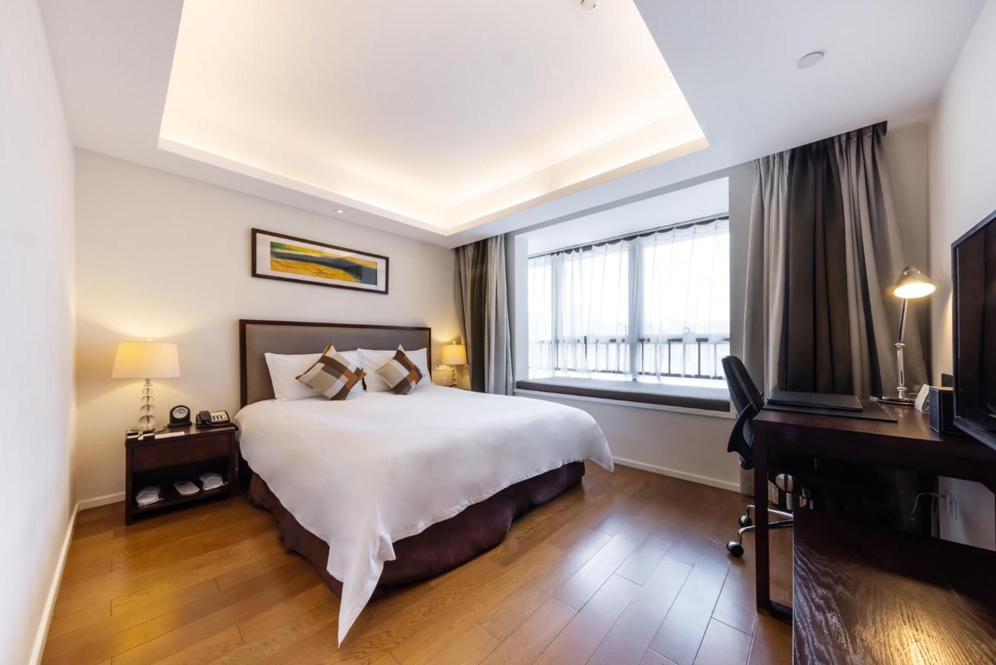 Premier Suite