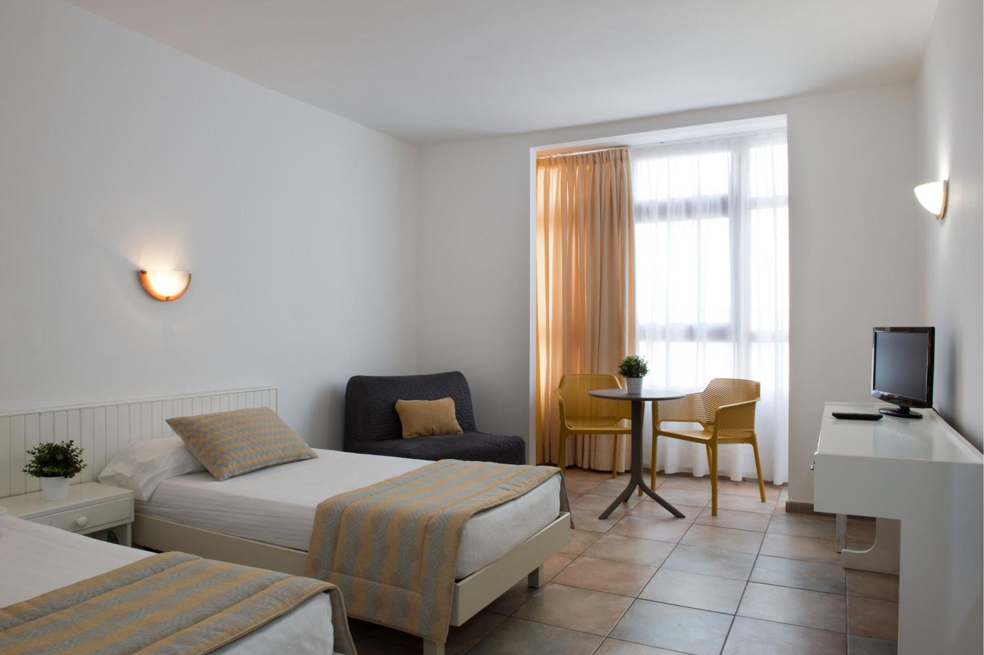 Budget Triple Room