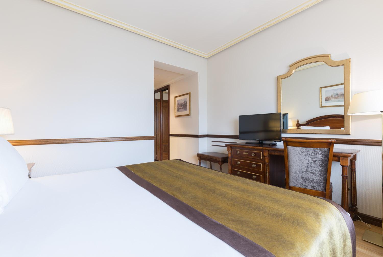 Double or Twin Room,1214681902:JPEG