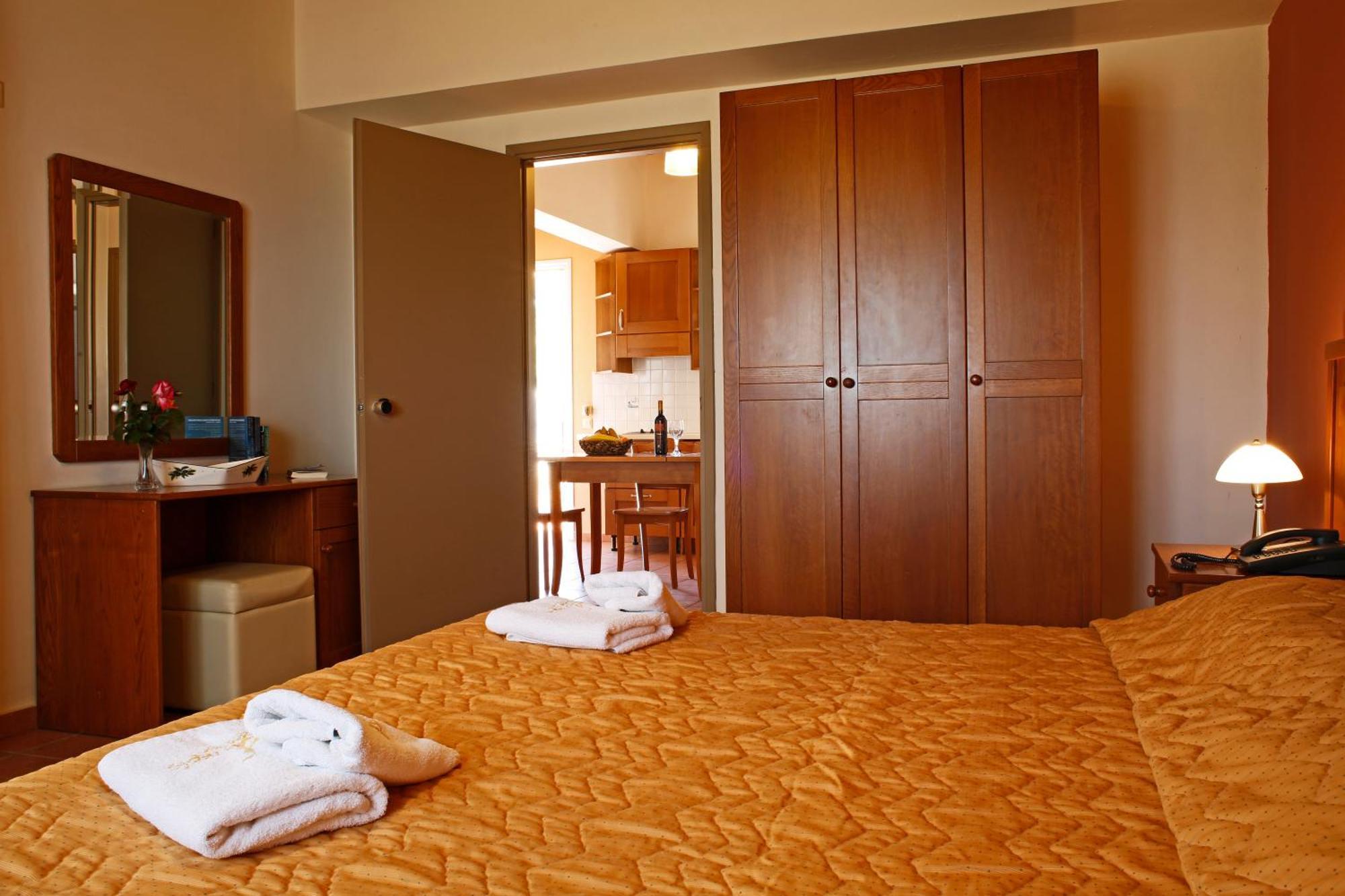 Two bedroom apartment with Sea view