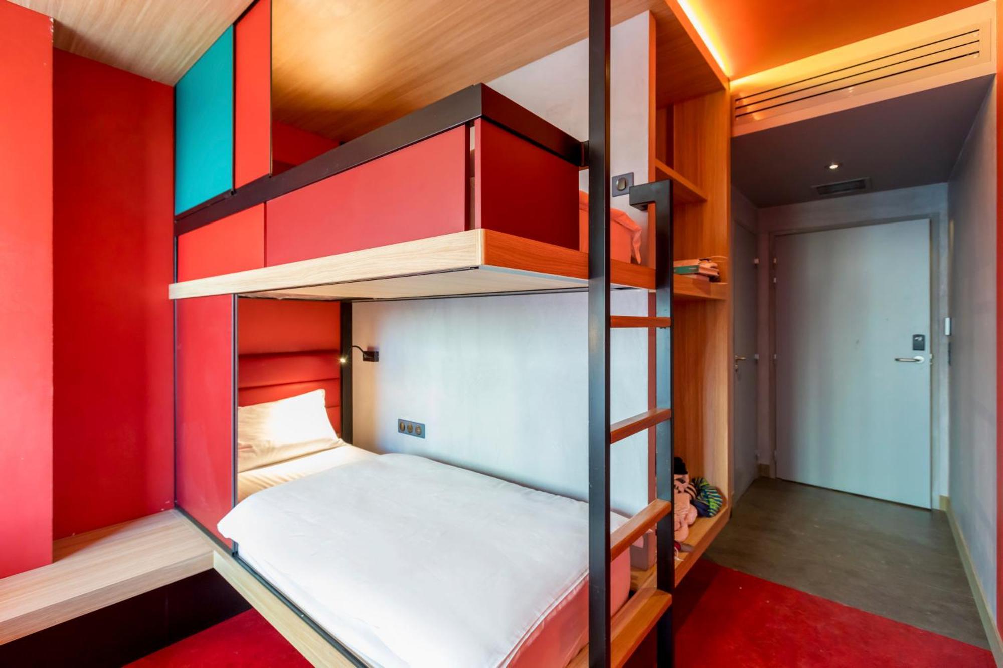 Quadruple Room Private Bathroom