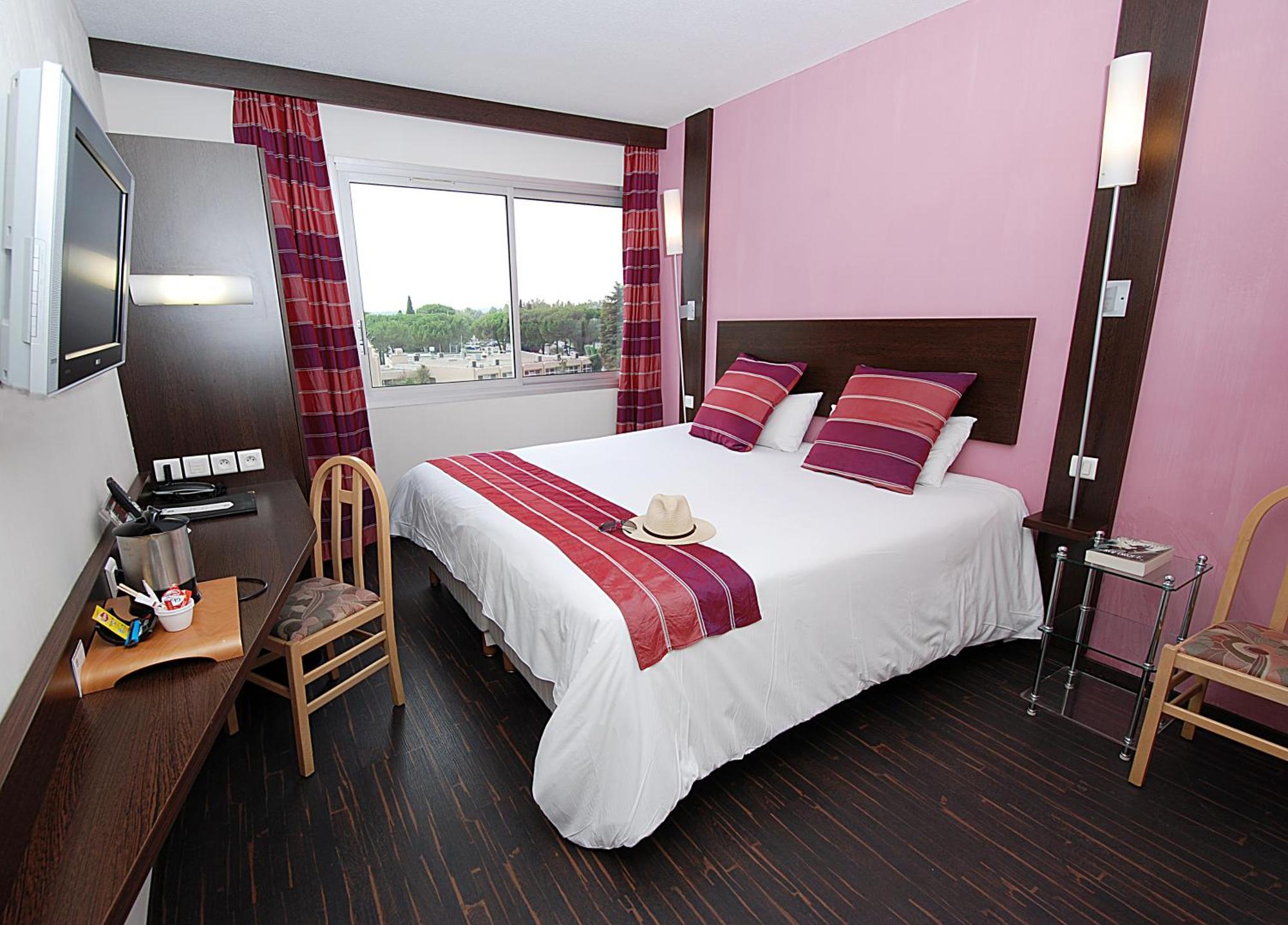 Superior Double or Twin Room,1709886495:JPEG
