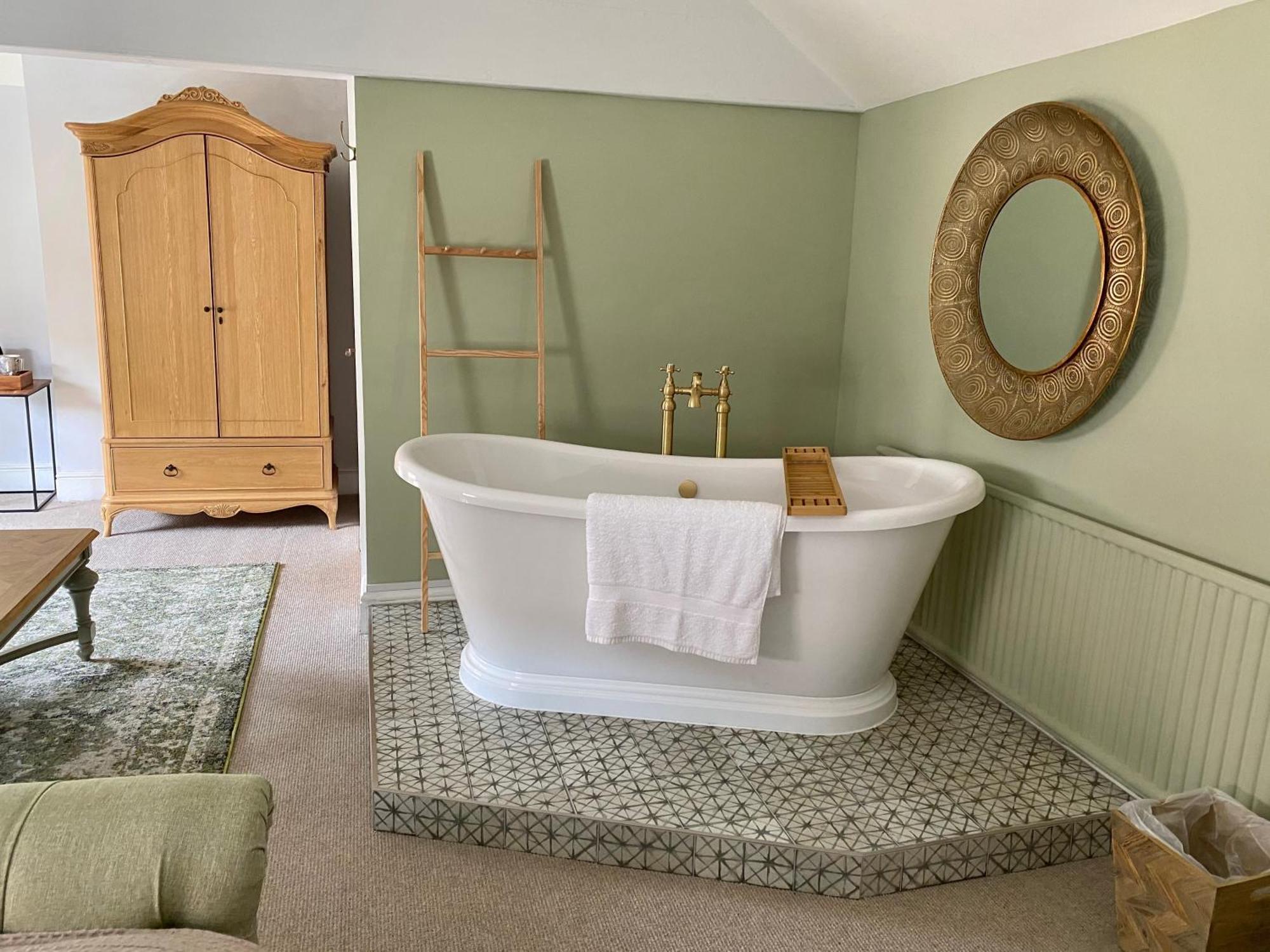 One-Bedroom Suite