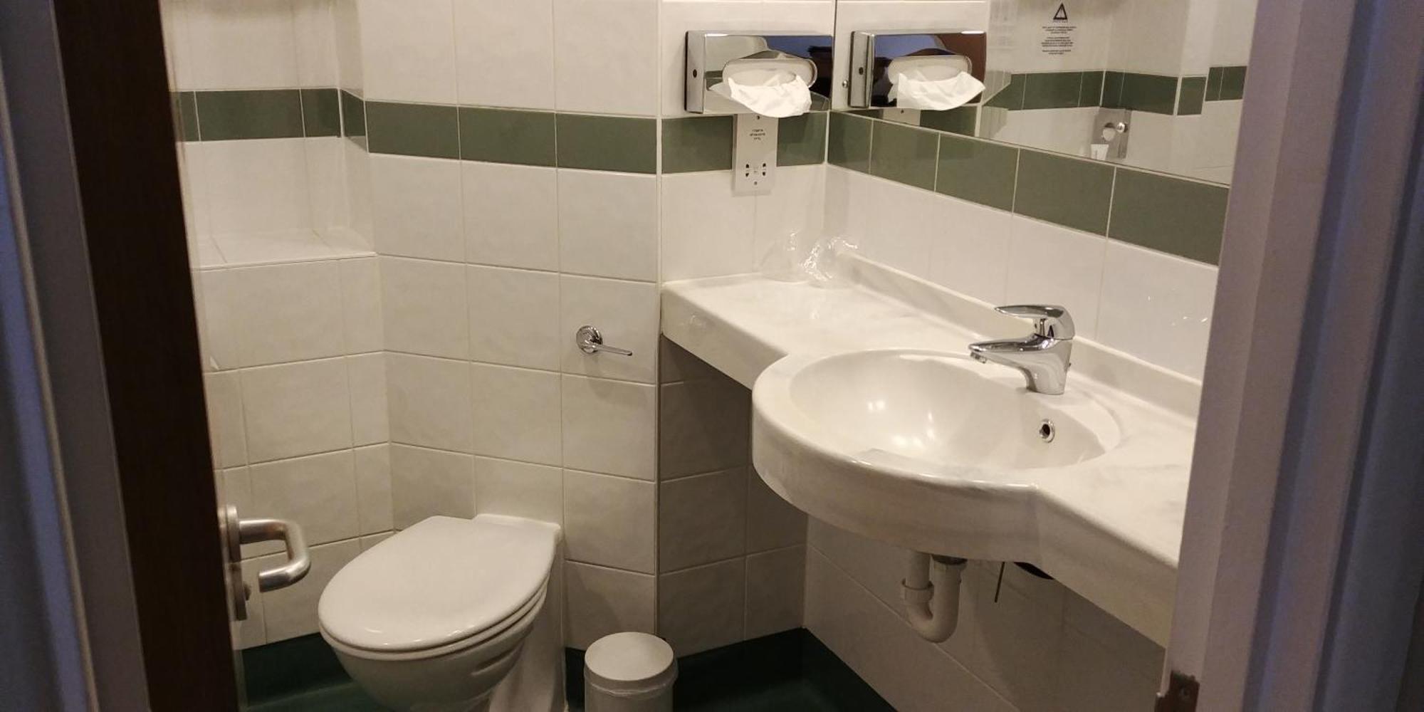 Standard Double Room - Non-Smoking