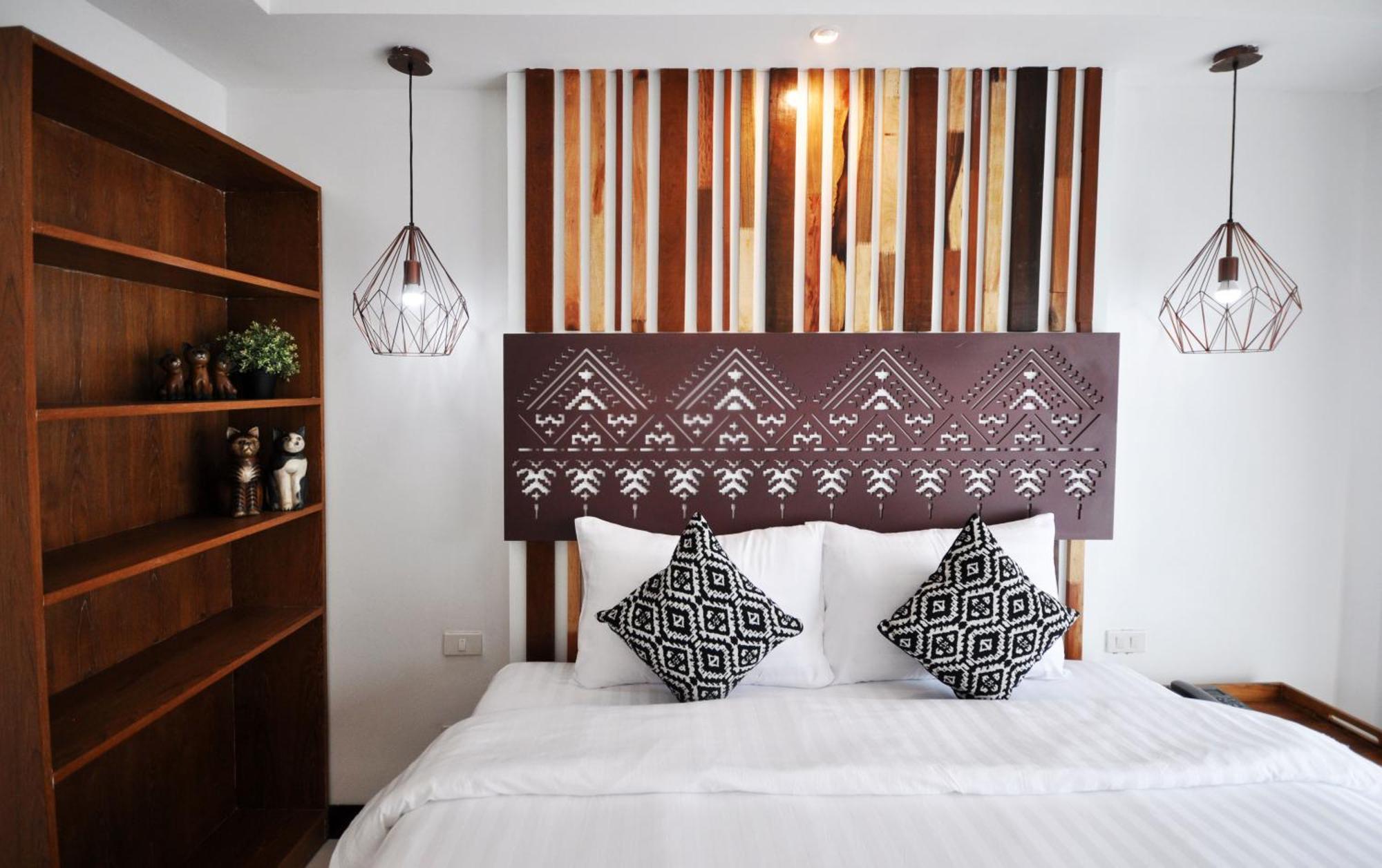 Standard Queen Room,1423248342:JPEG