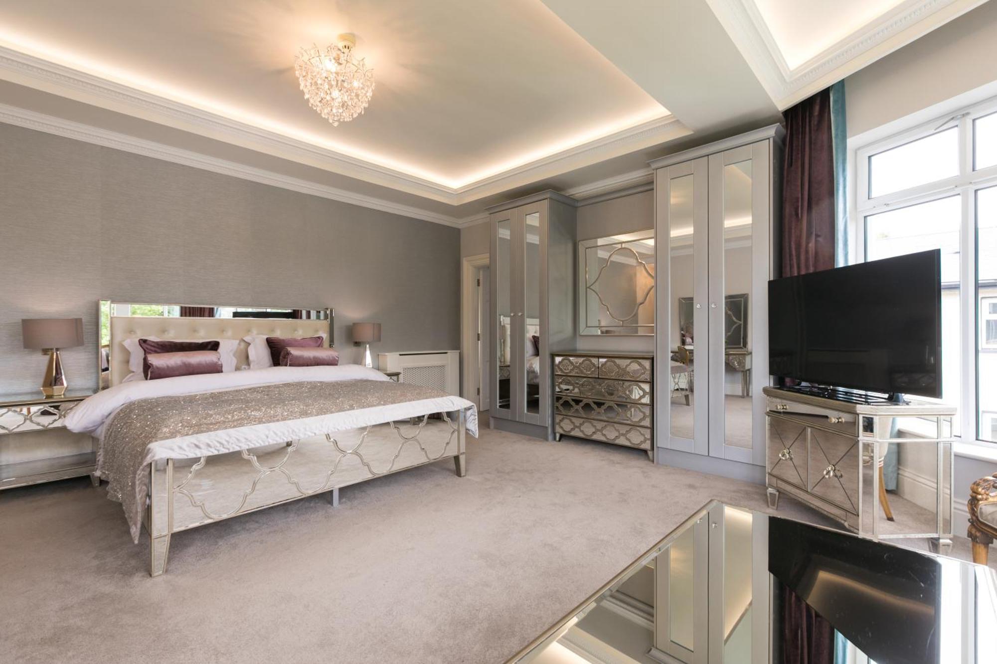 Two-Bedroom Suite