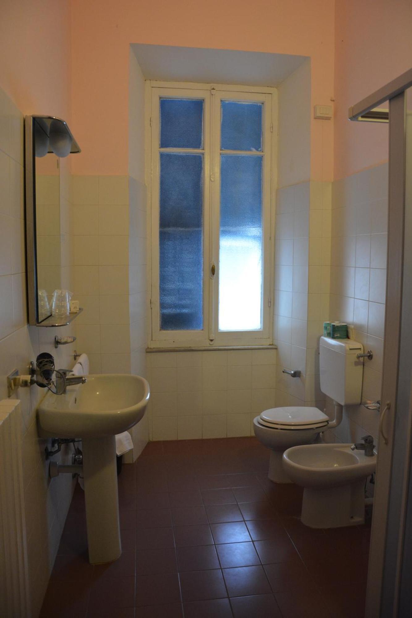 Chambre Simple avec Salle de Bains Privative