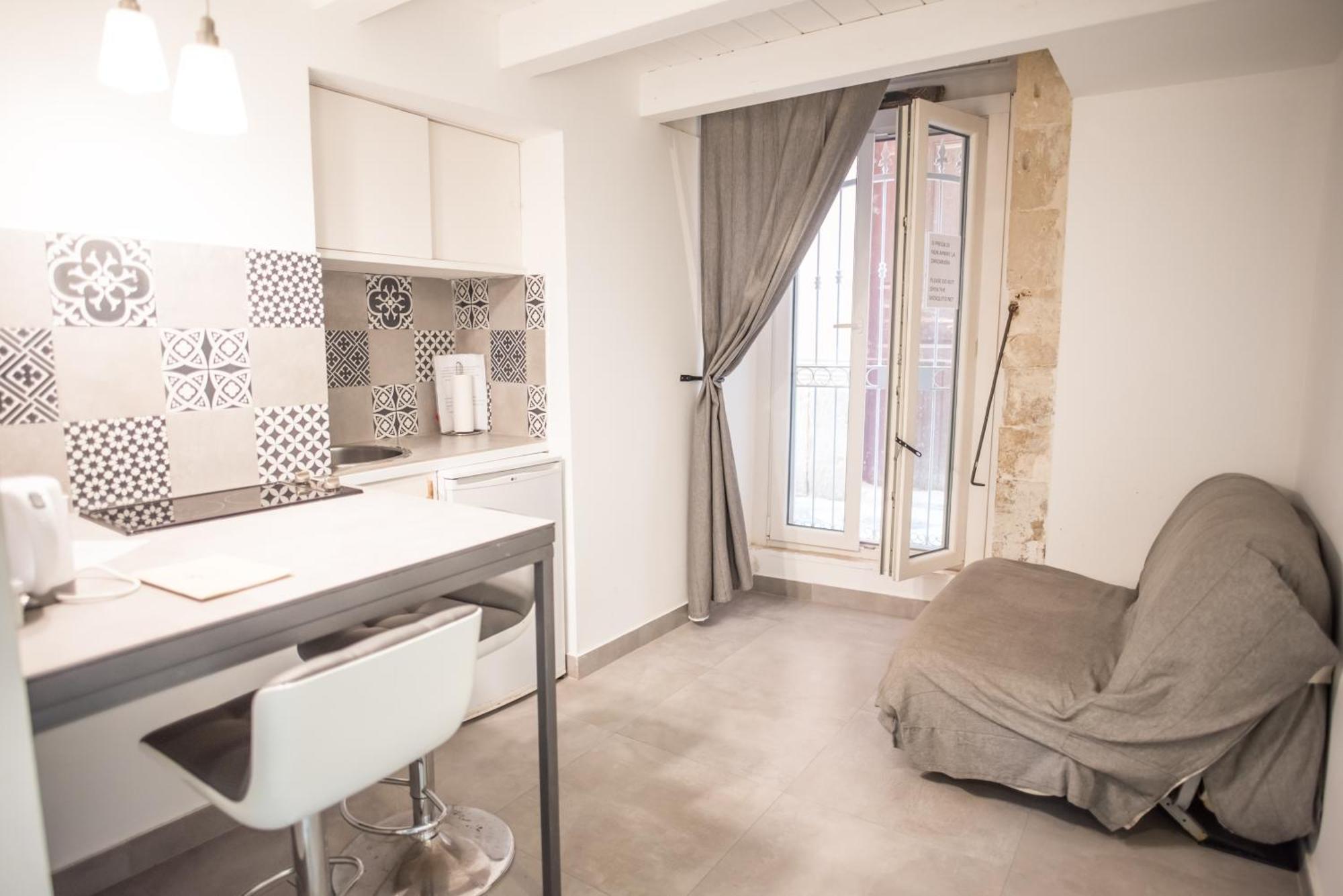 Apartamento Estudio de 2 niveles - Planta baja