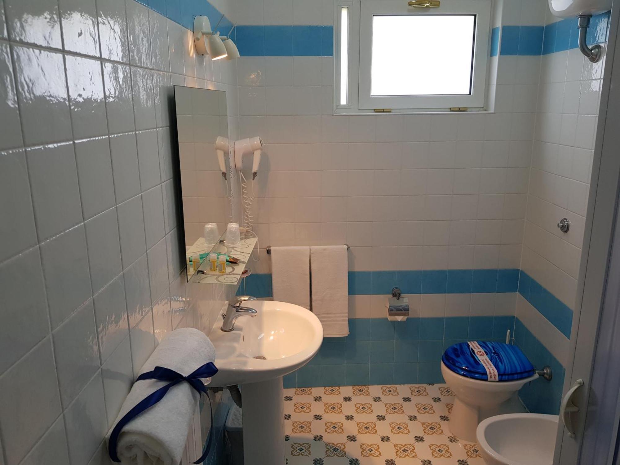 Economy Double or Twin Room