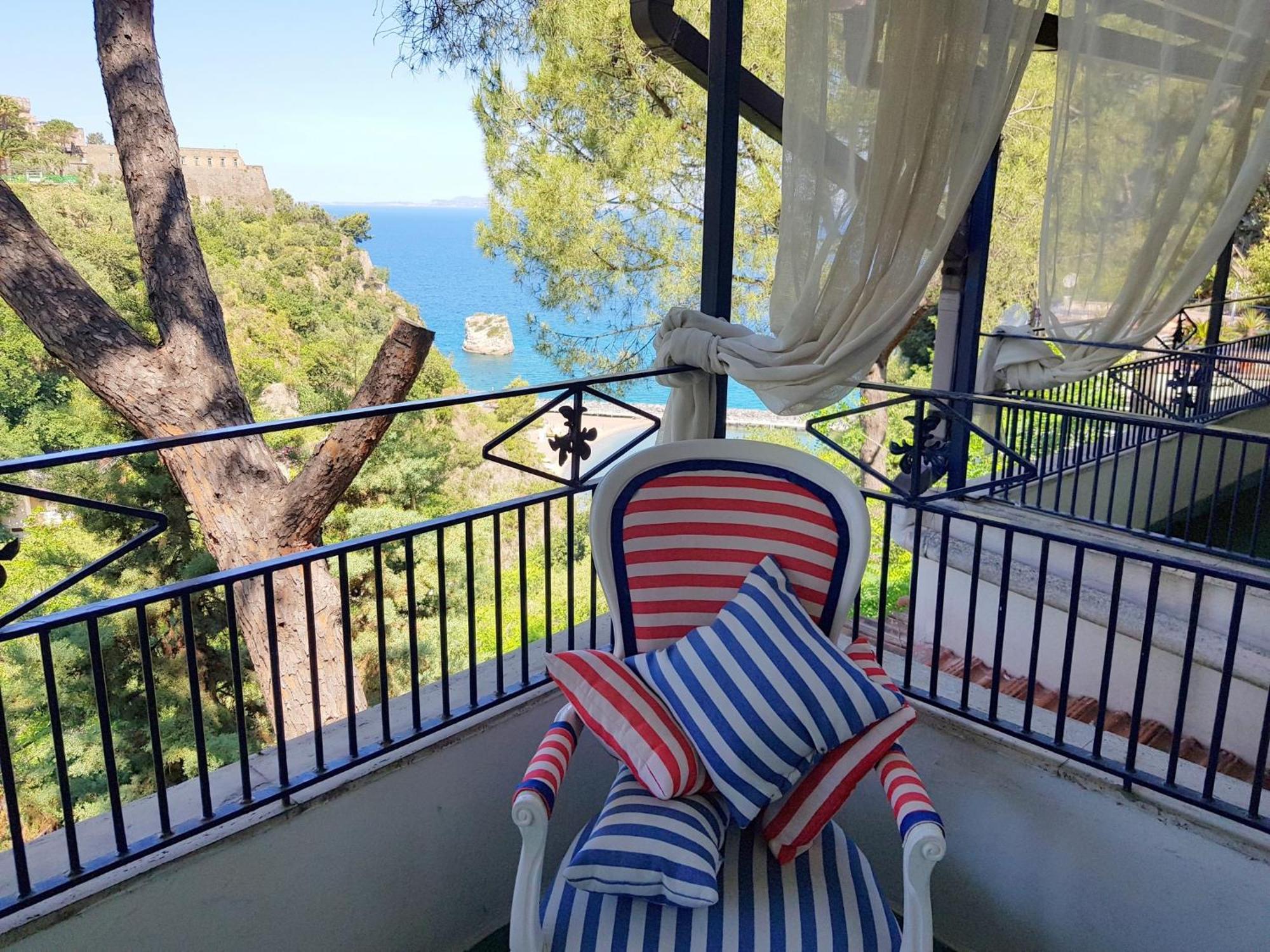 Superior Double or Twin Room with Sea View