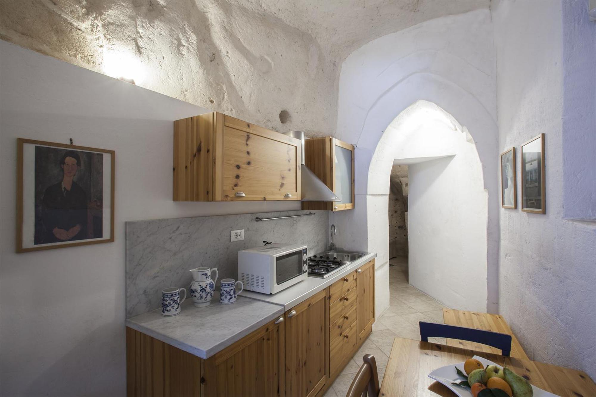 Studio (2 Adults)
