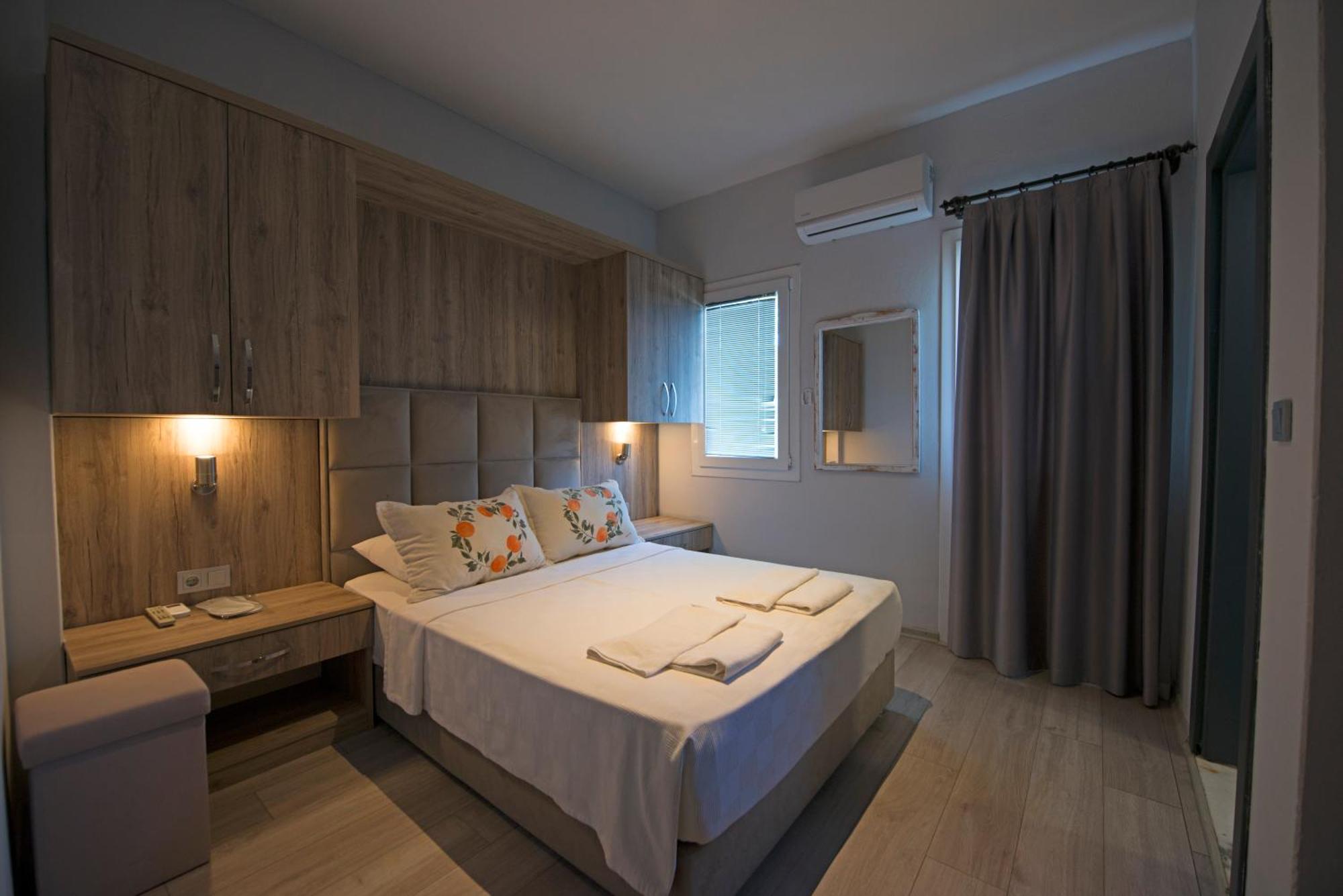 Double or Twin Room,1448317444:JPEG
