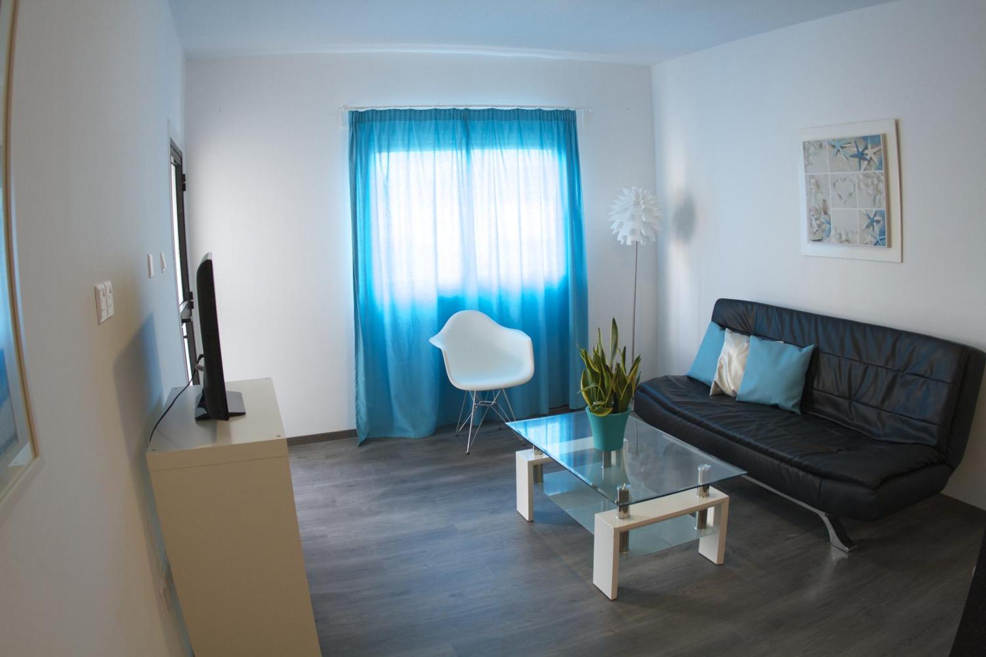 Superior One-Bedroom Apartment
