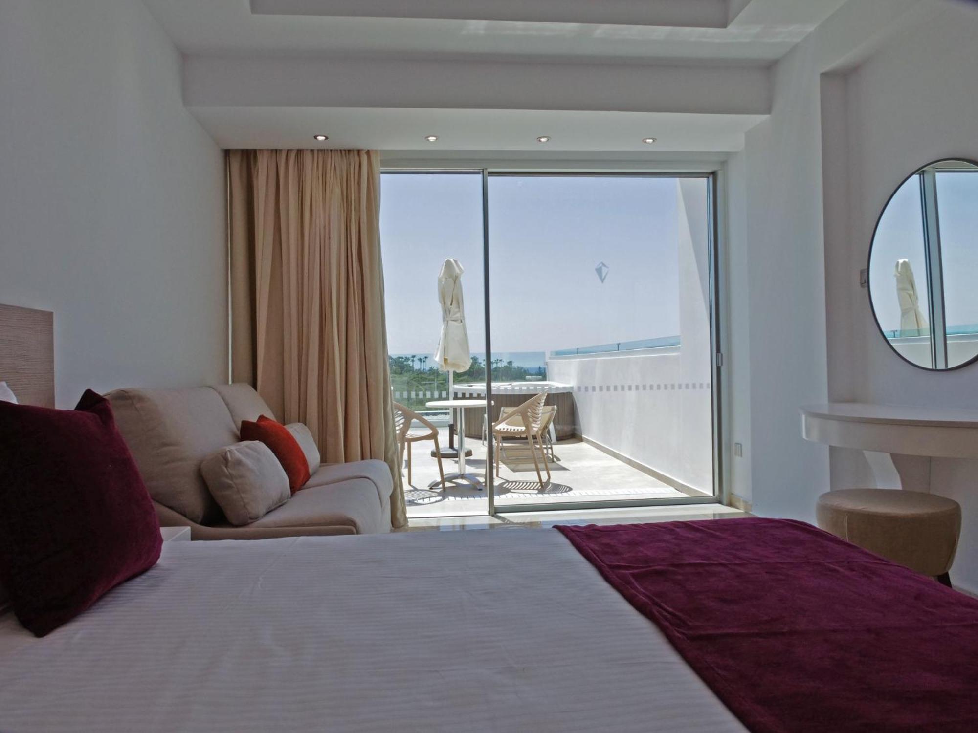 Superior Double or Twin Room Terrace