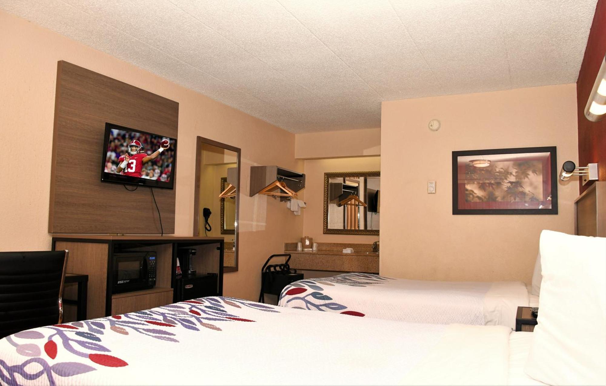 Deluxe Room Two Queen Beds Smoke