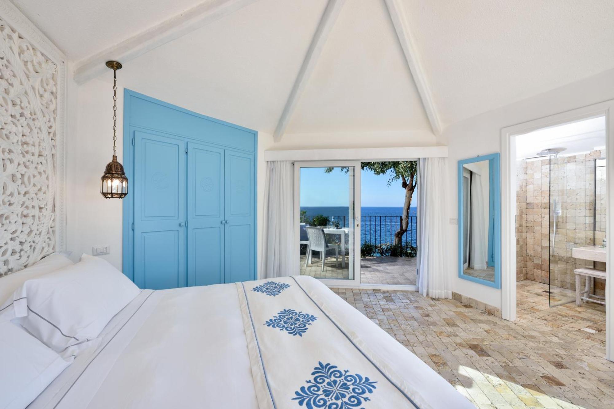 Classic Double Room with Sea View,1217763691:JPEG