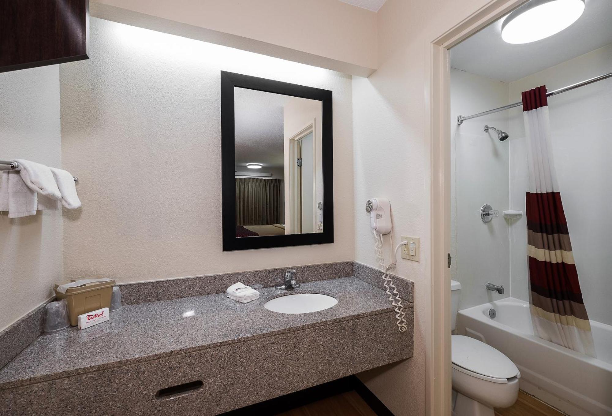 Superior King Room Smoke Free