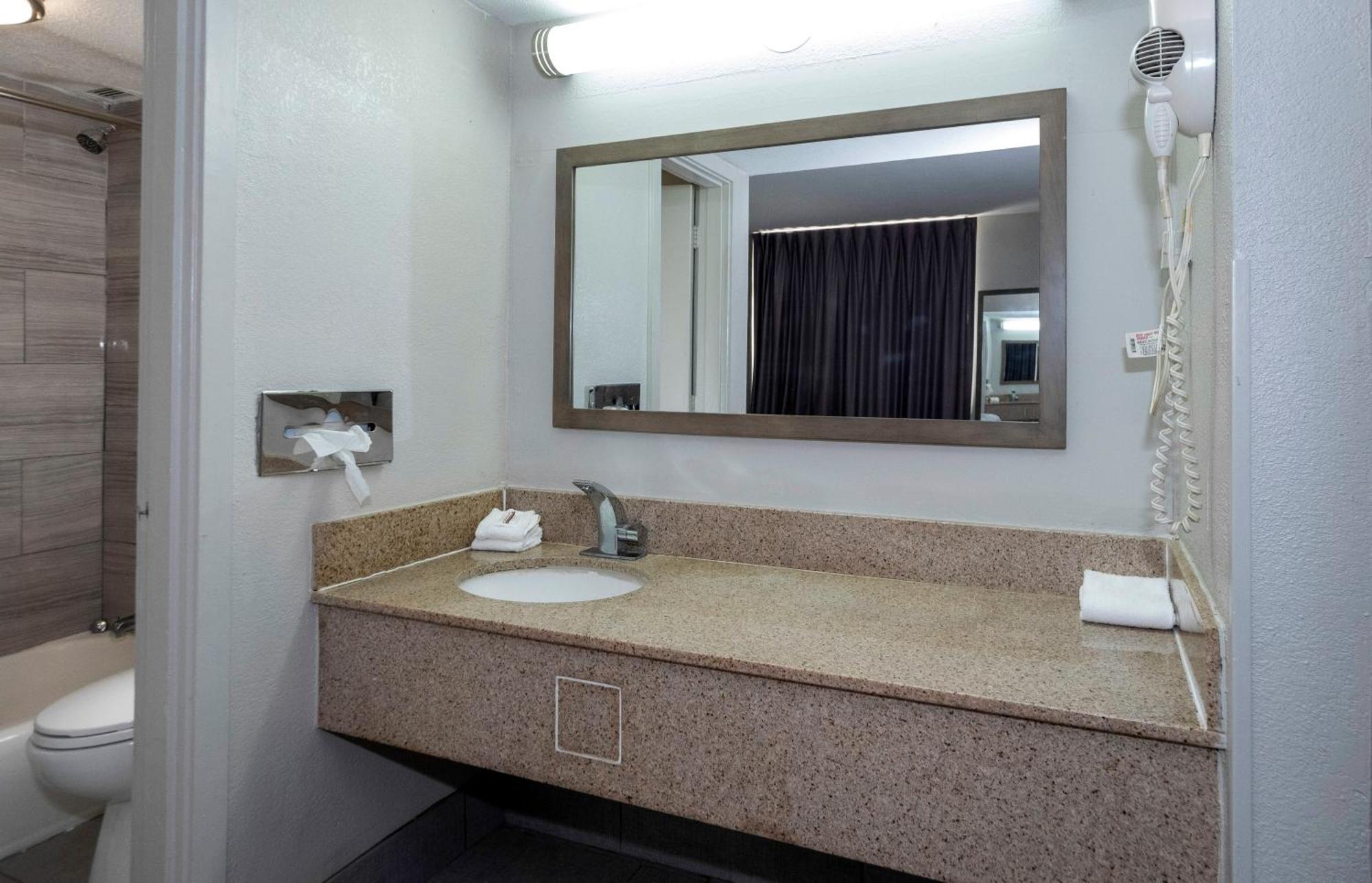 Suite King Room - Non-Smoking