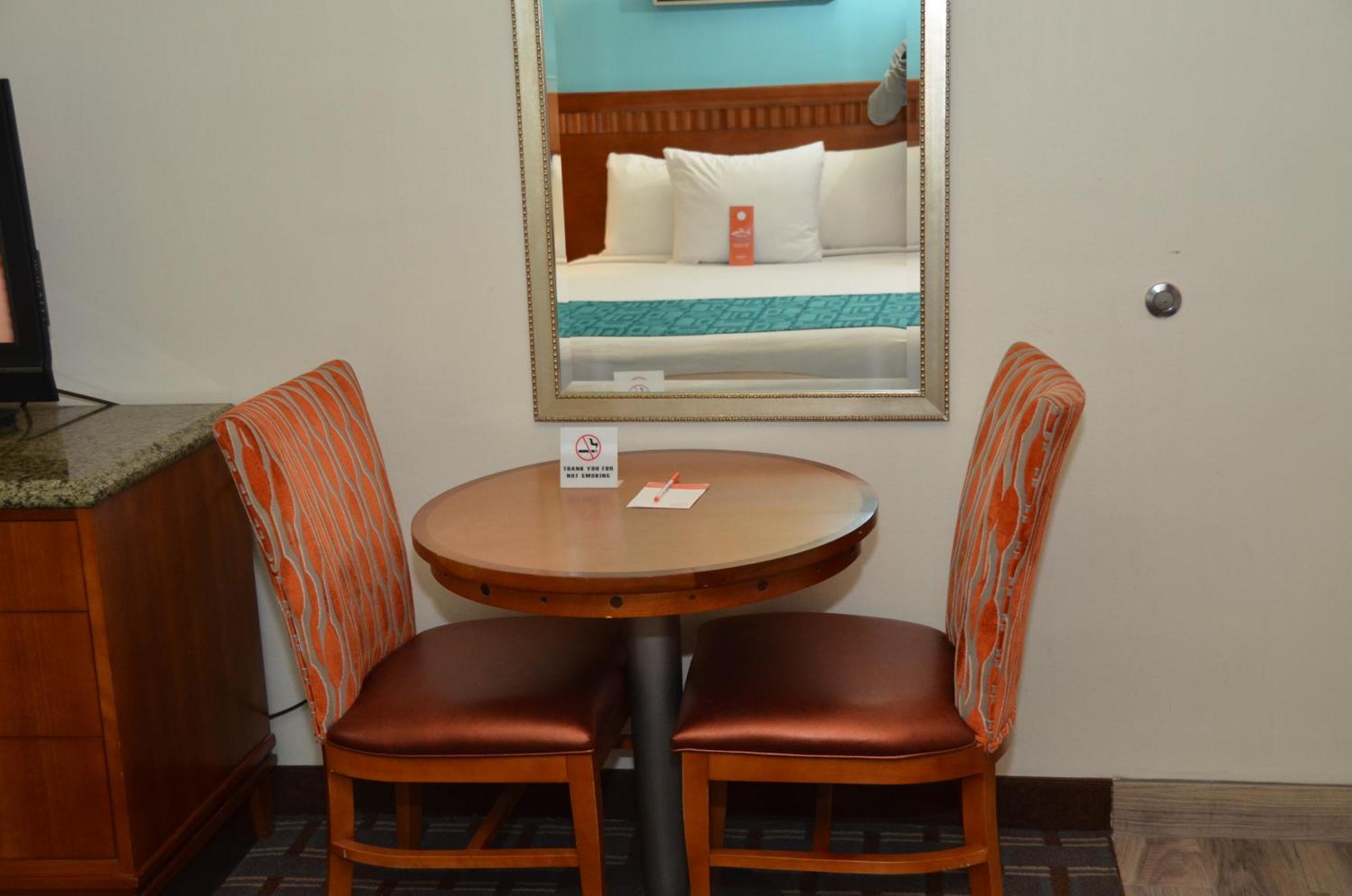 Queen Room Two Queen Beds Non-Smoking